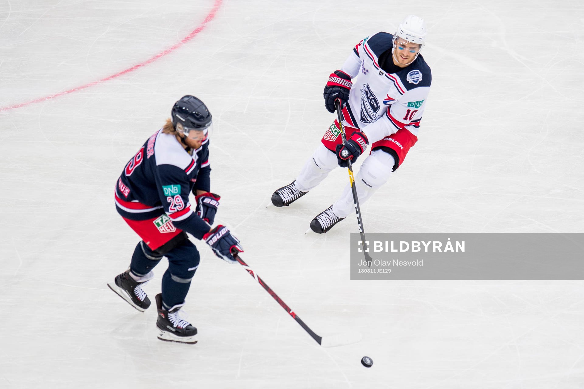 William Nylander of Team Henke and Alexander Wennberg of