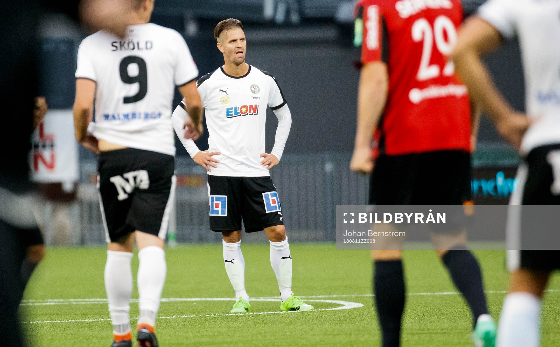 Örebros Martin Lorentzson deppar