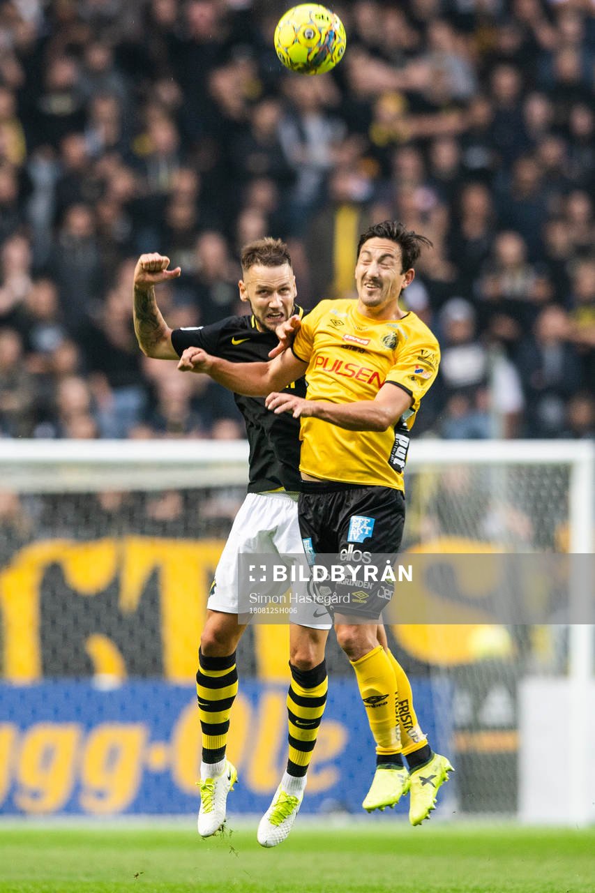 s Alexander Milosevic och Elfsborgs Stefan Ishizaki i