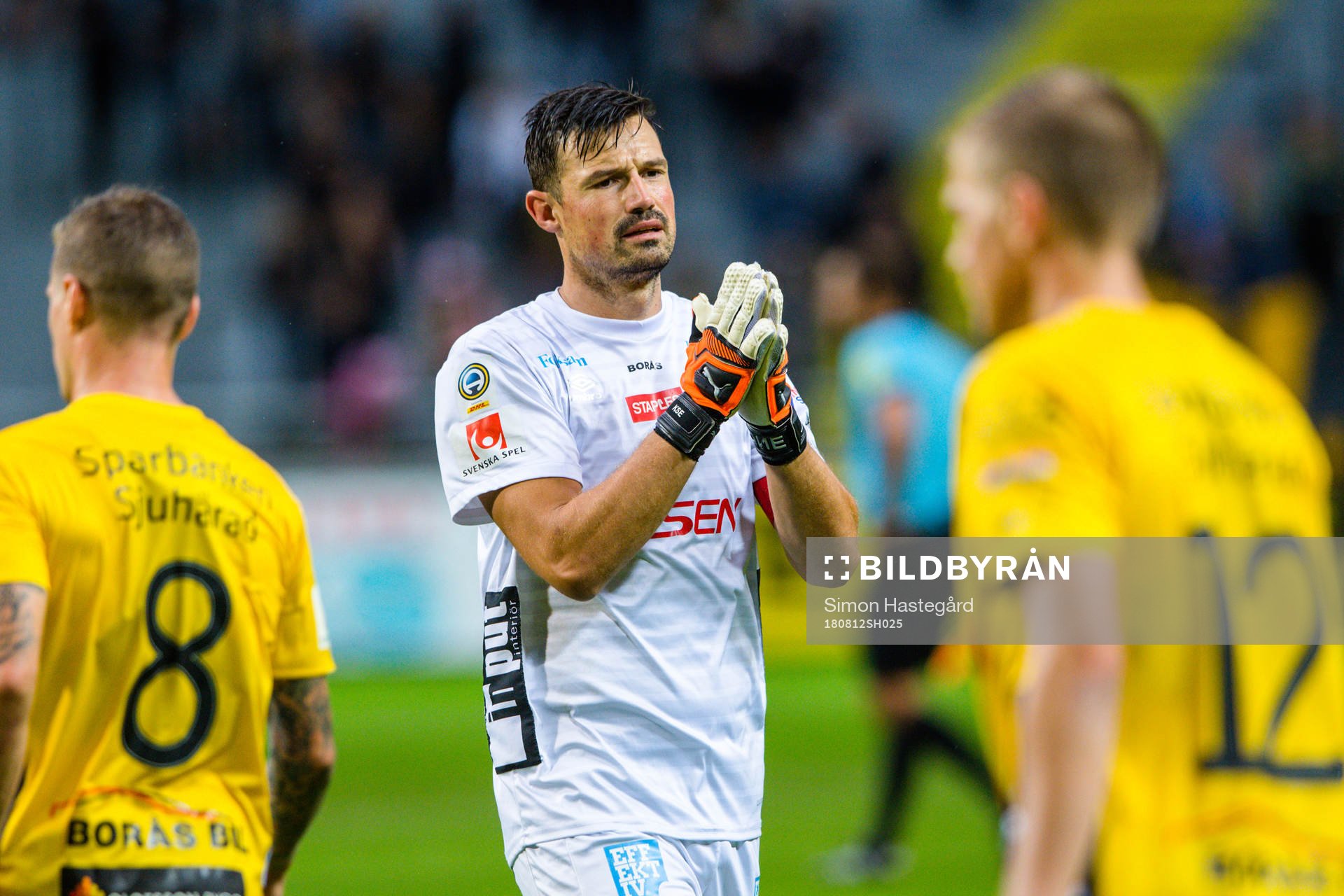 Elfsborgs målvakt Kevin Stuhr Ellegaard deppar