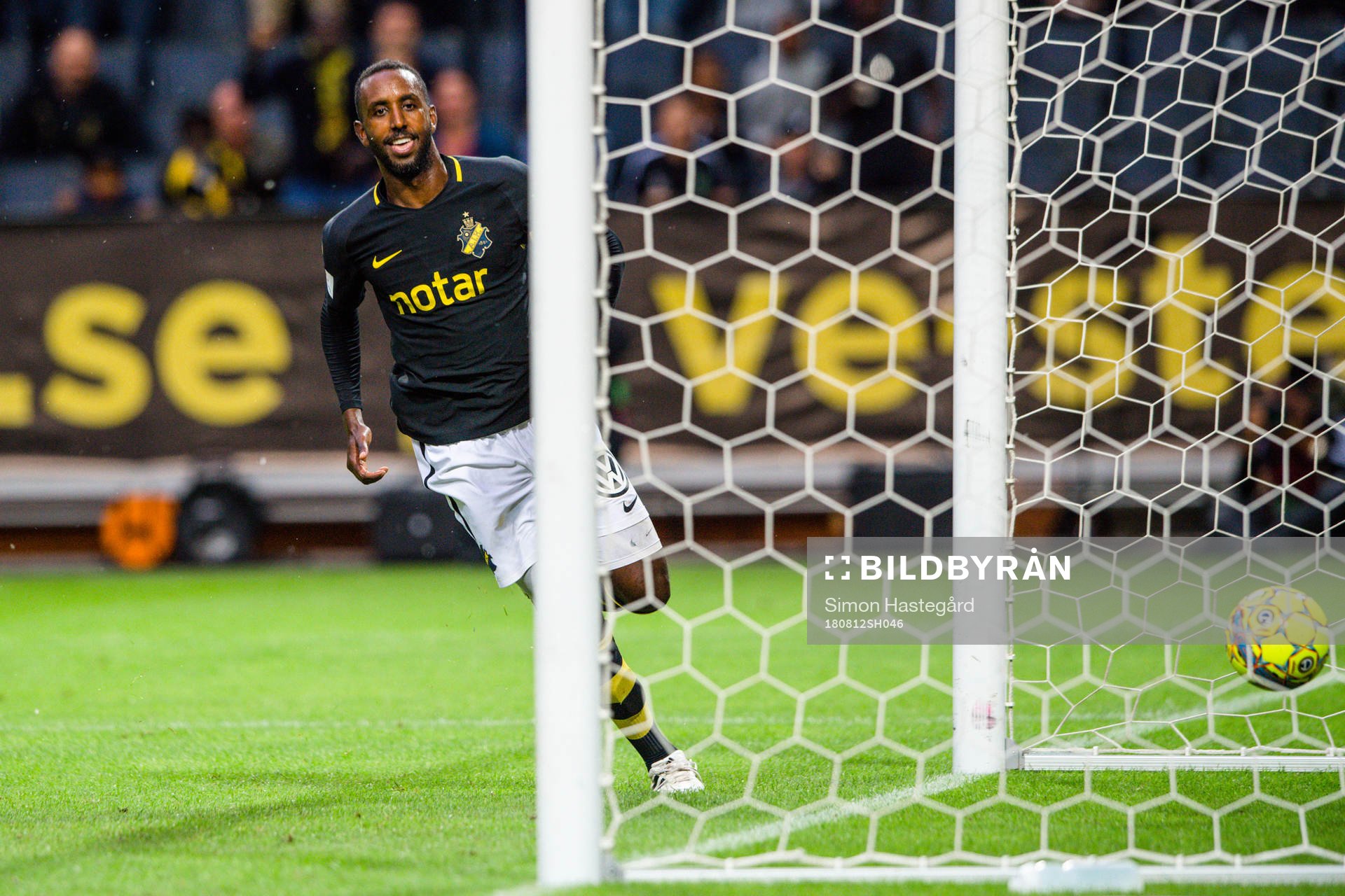  AIK:s Henok Goitom jublar efter 1-0 under fotbollsmatchen i Allsvenskan mellan AIK och Elfsborg den 12 augusti 2018 i Stockholm.