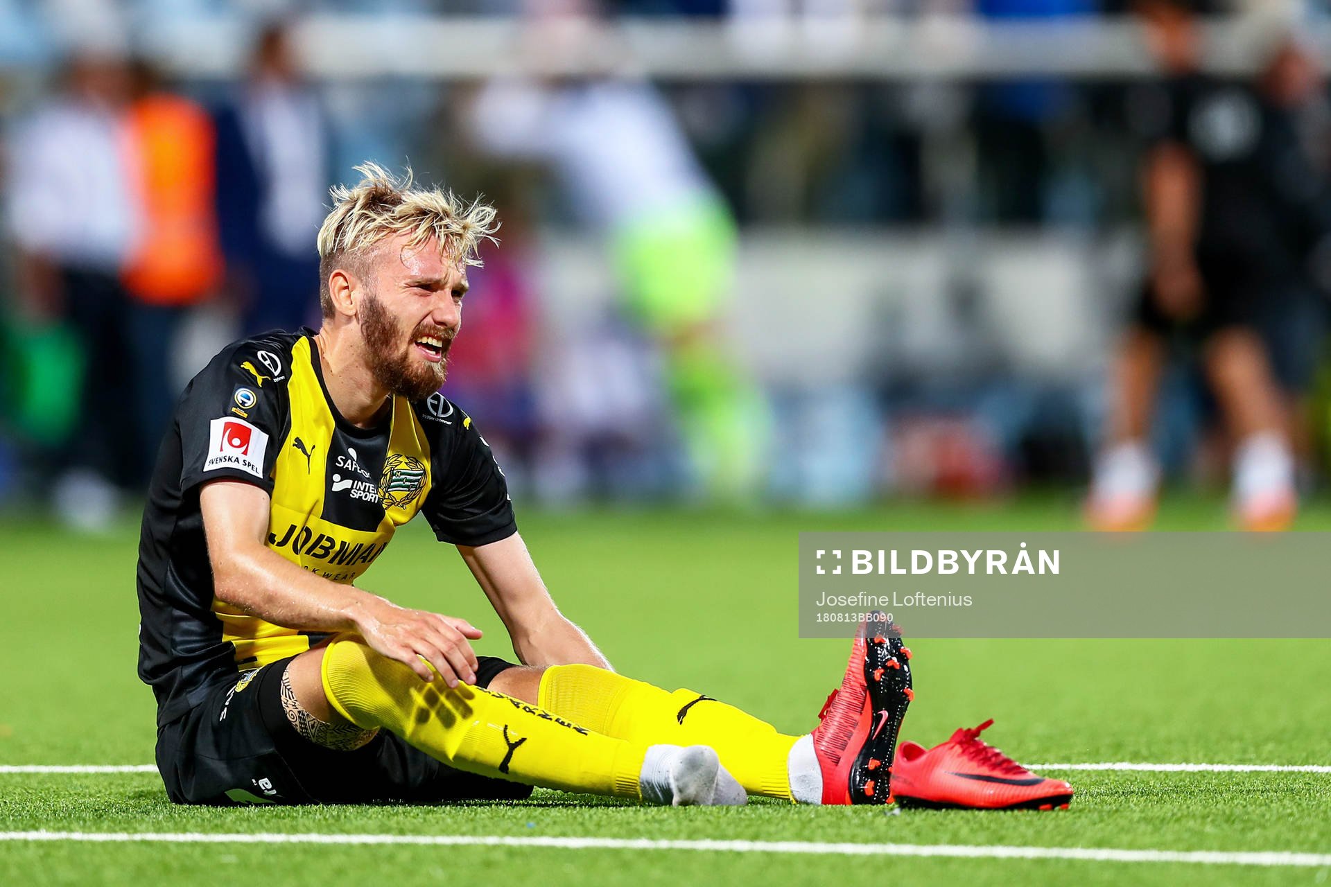 Hammarbys Simon Sandberg deppar