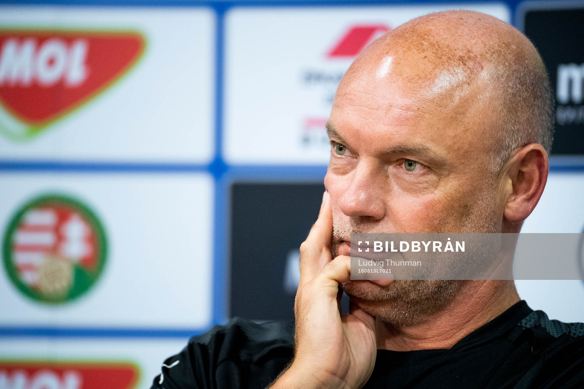 Head coach Uwe Rösler