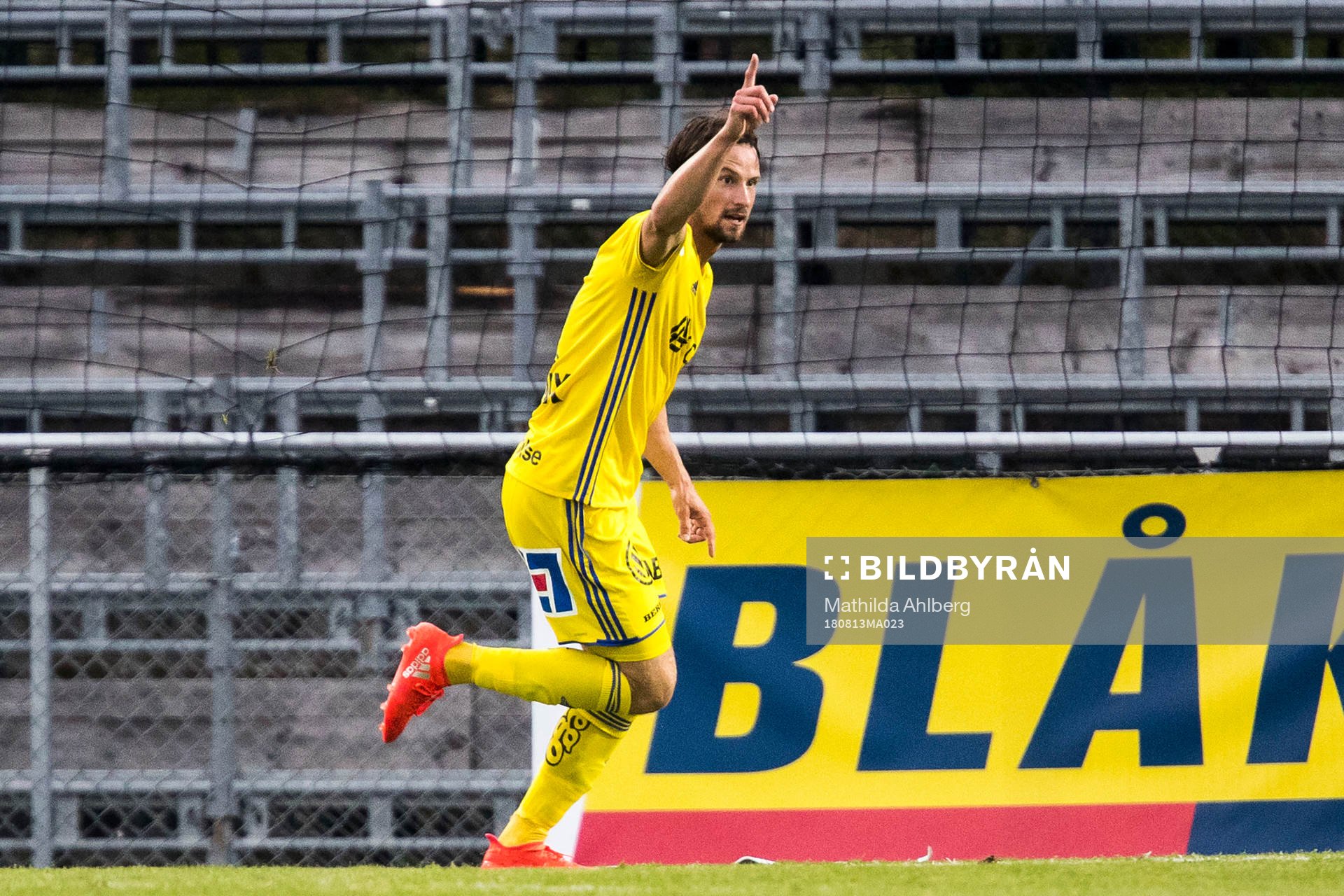 Trelleborgs Marcus Pode jublar