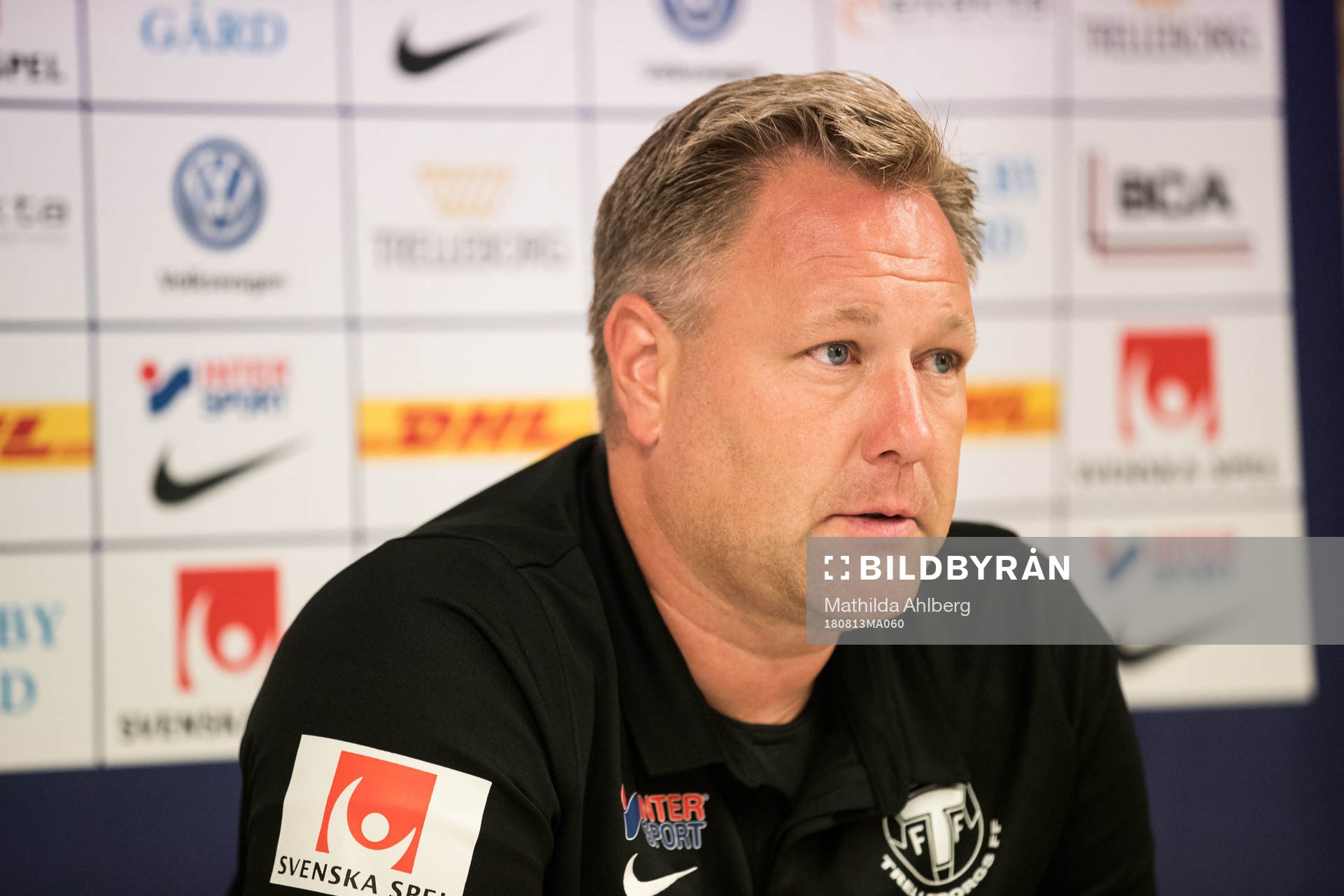 Trelleborgs tränare Patrick Winqvist deppar