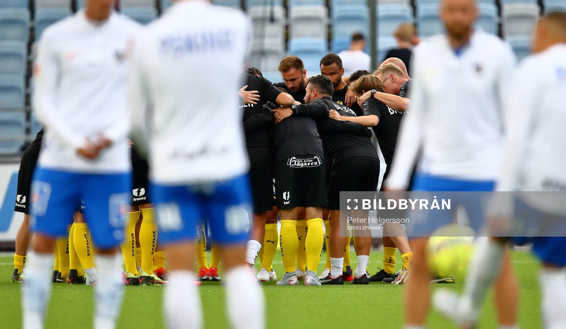 Hammarbys spelare samlas