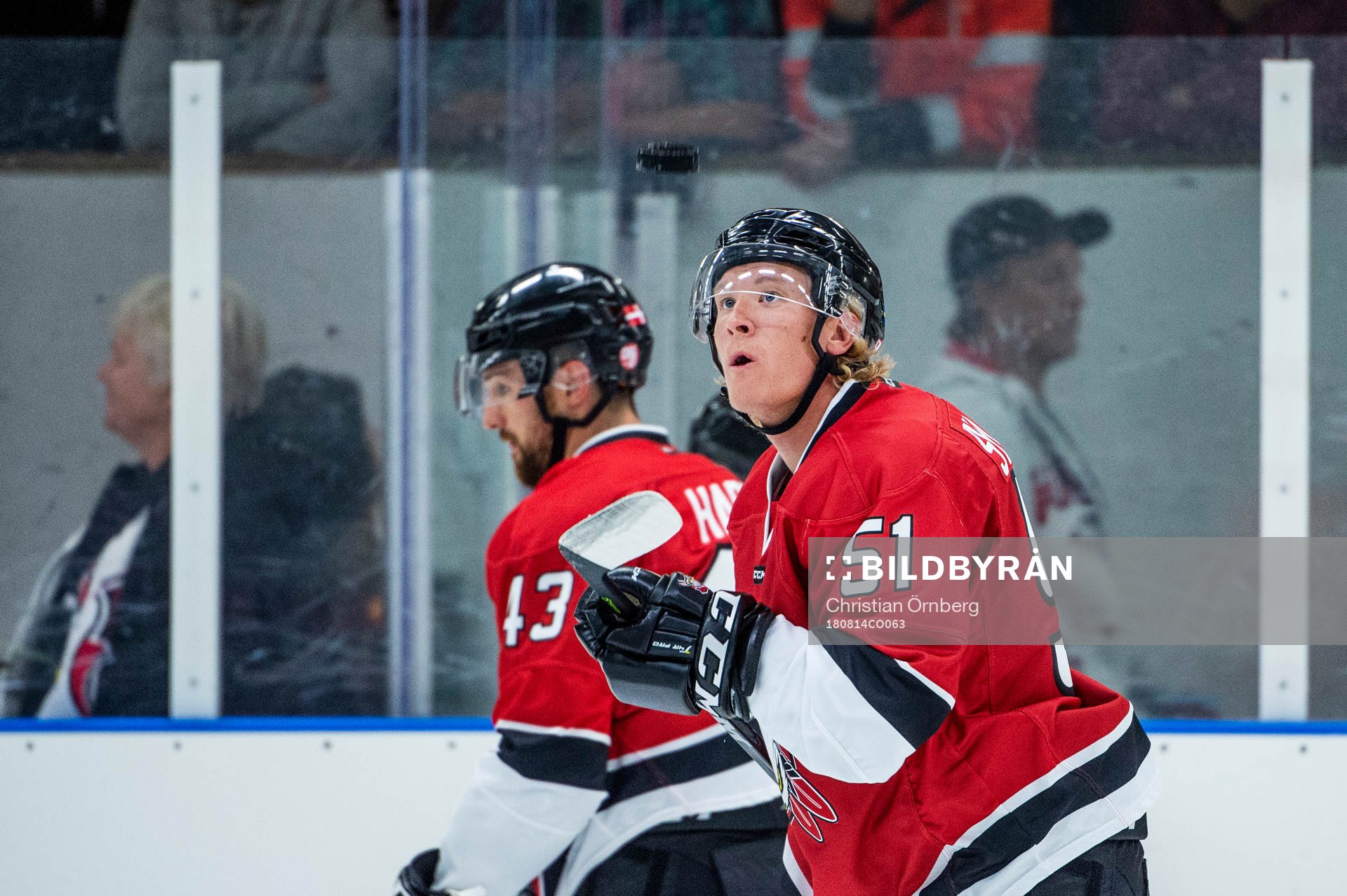 Malmö Redhawks Emil Sylvegård innan träningsmatchen i