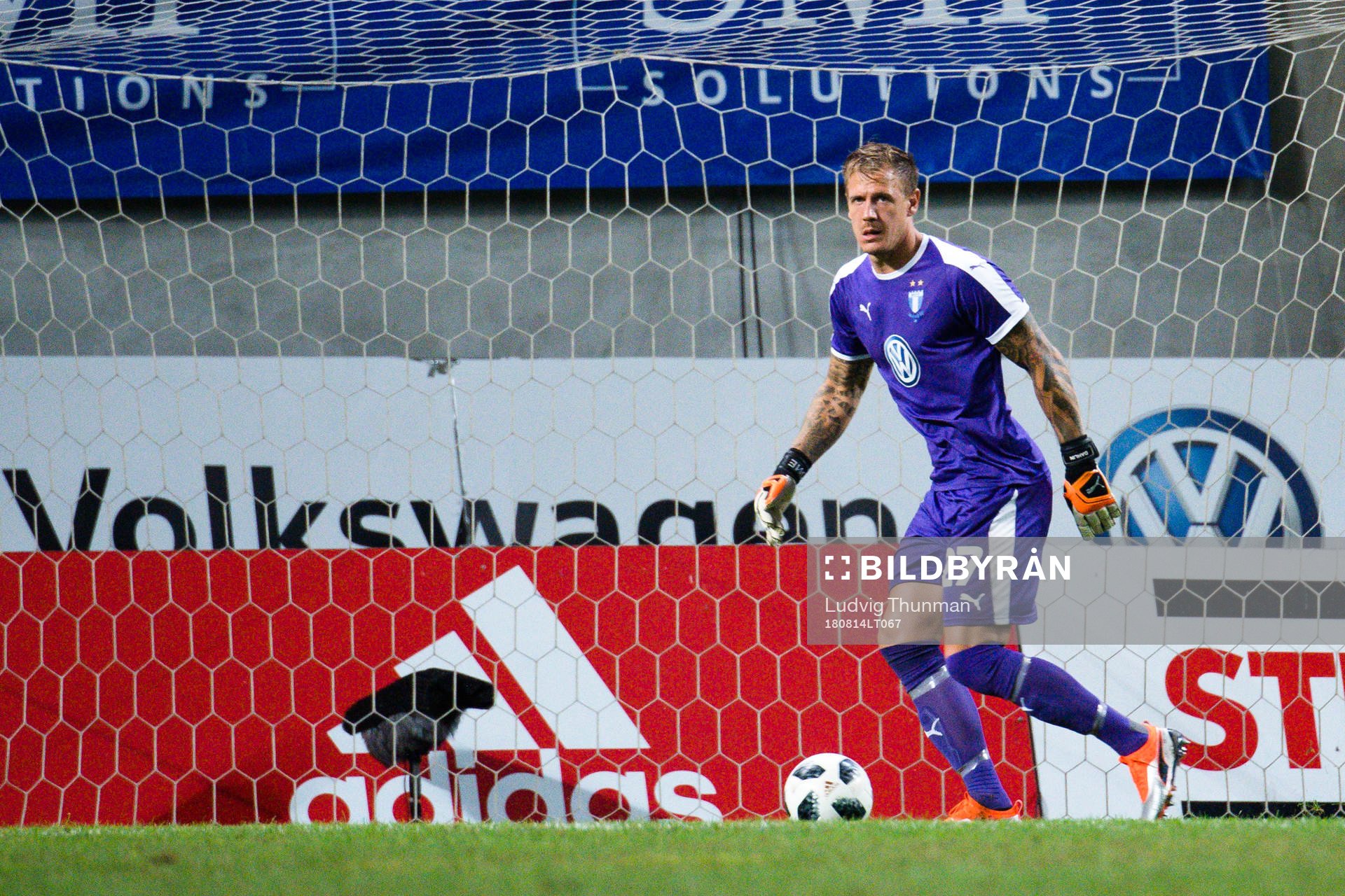 goalkeeper Johan Dahlin of Malmö FF