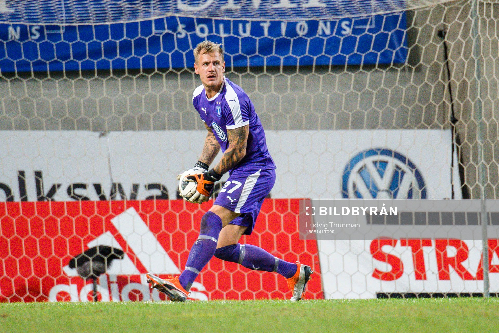 goalkeeper Johan Dahlin of Malmö FF