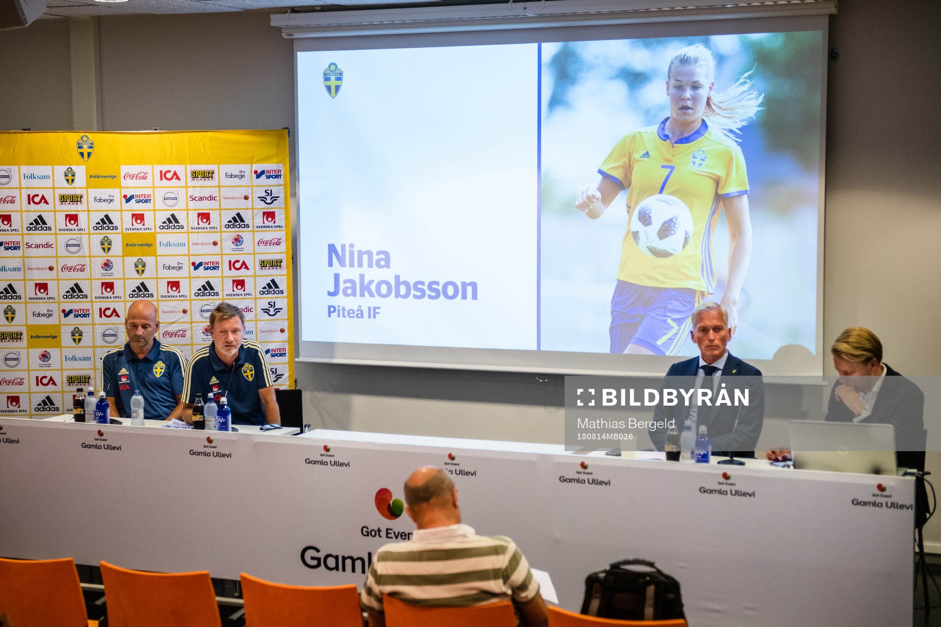 En bild på Nina Jakobsson, som tagits ut i