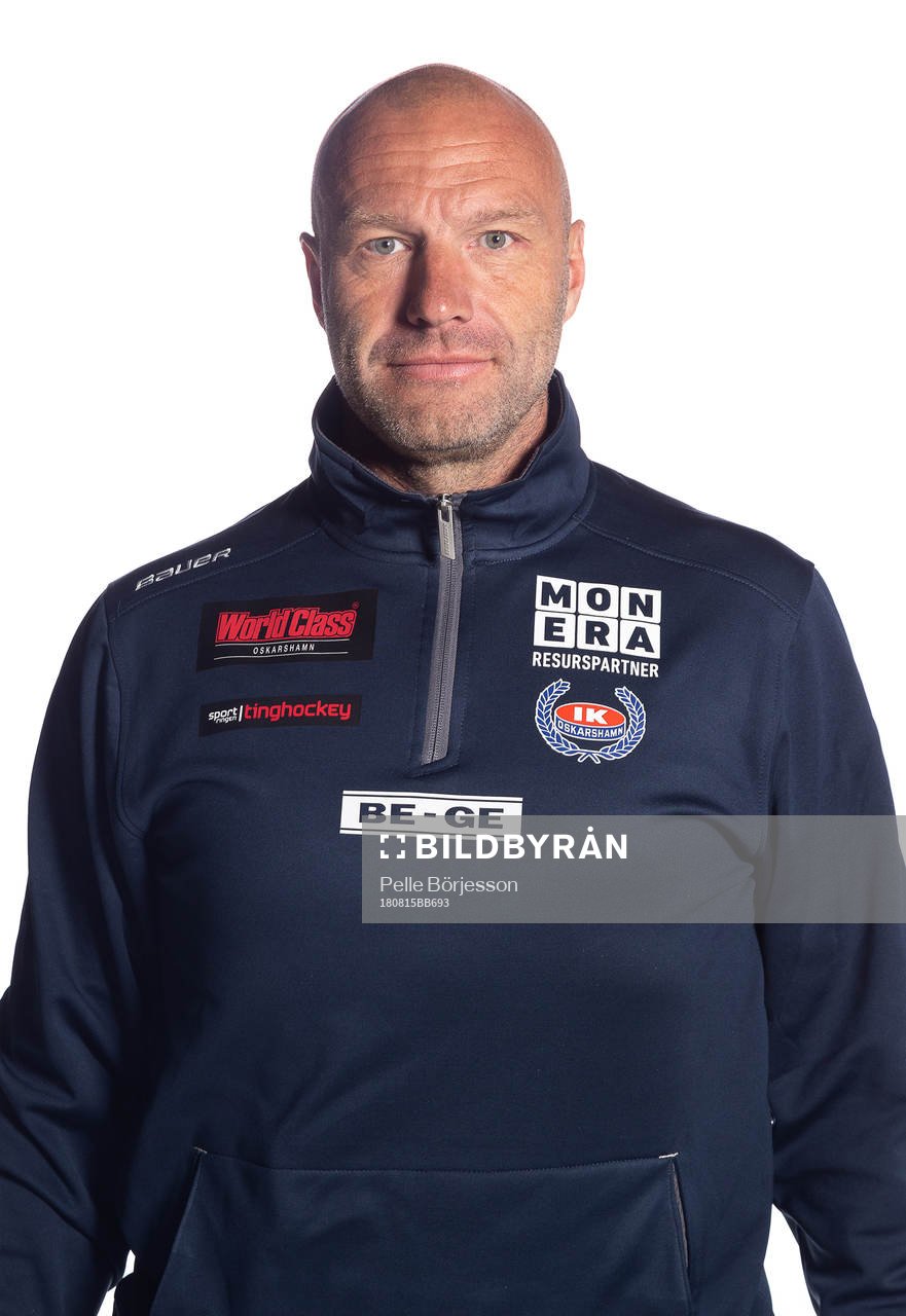 s Assisterande tränare Fredrik Hallberg