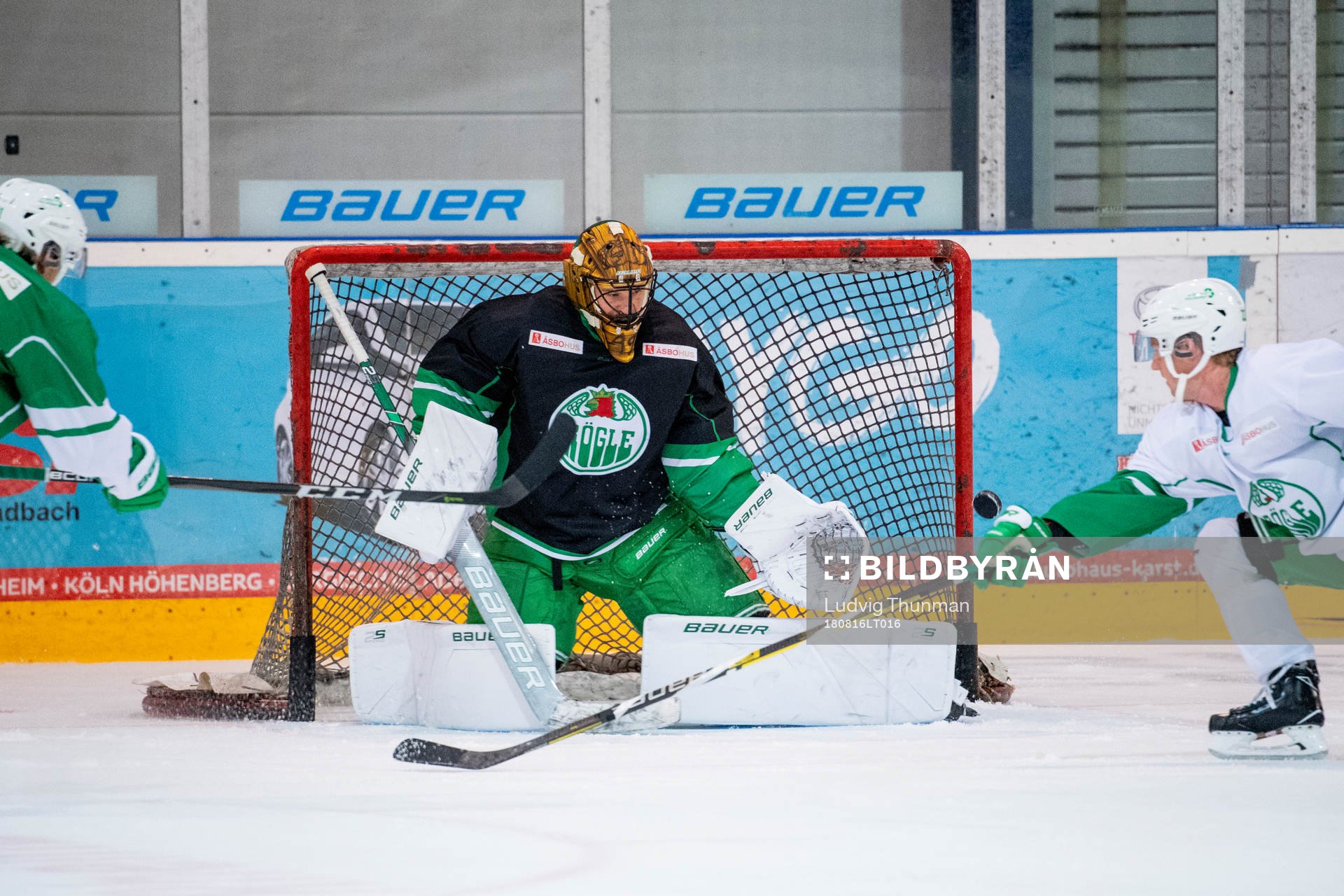 Målvakt Justin Pogge