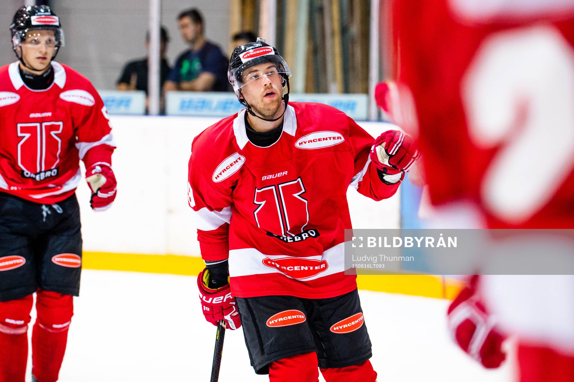 Örebros Tylor Spink jublar