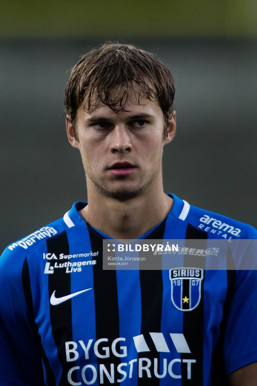 Sirius Sam Lundholm innan fotbollsmatchen i Allsvenskan