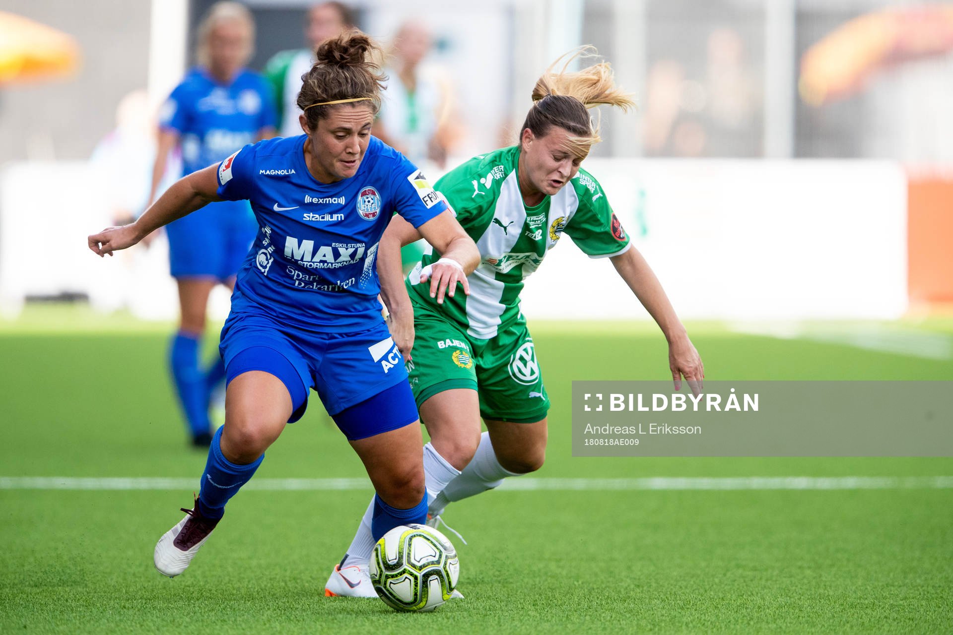 Eskilstunas Shannon Woeller och Hammarbys Milica Mijatovic