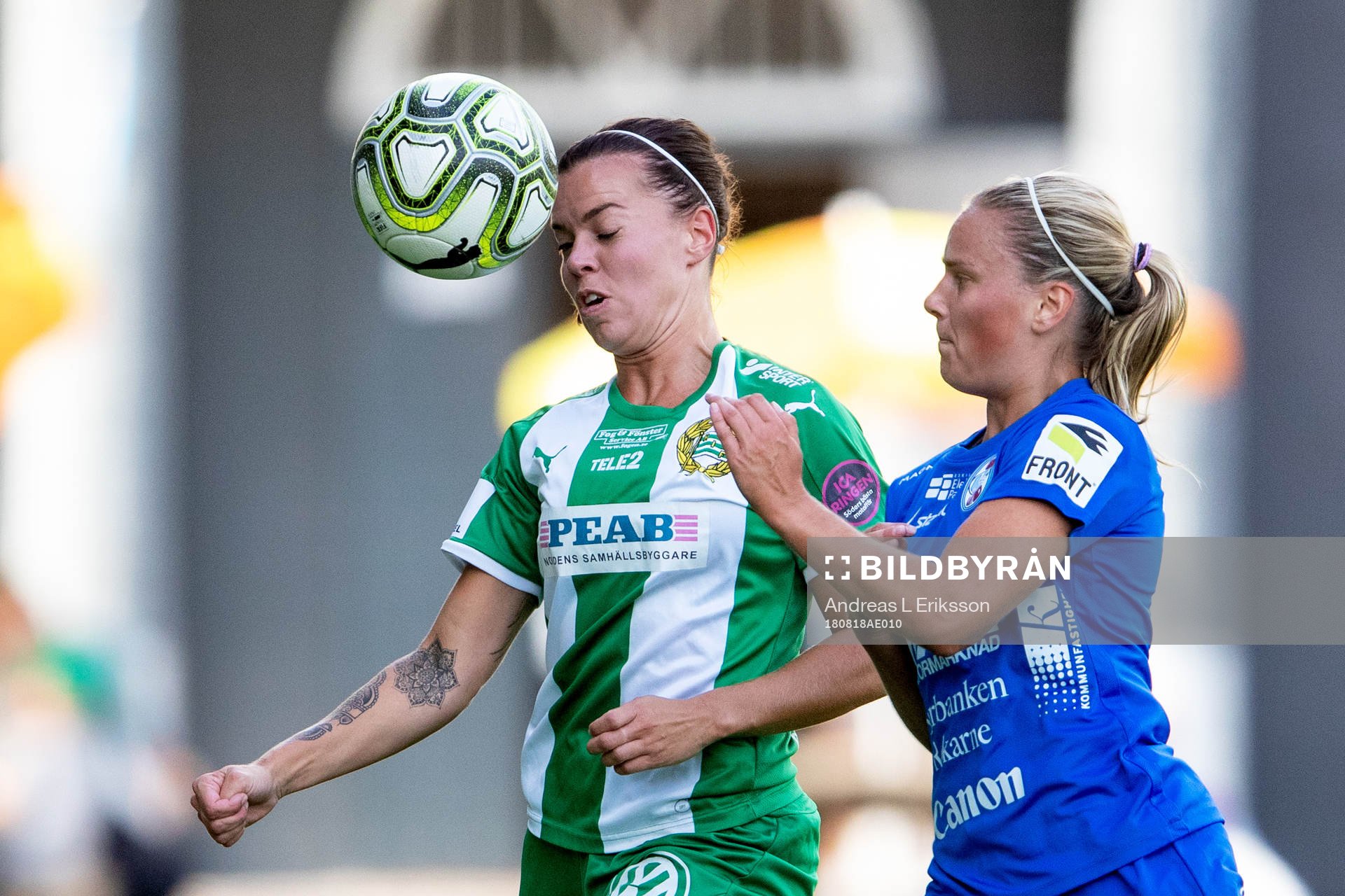 Hammarbys Amanda Johansson och Eskilstunas Julia Tunturi