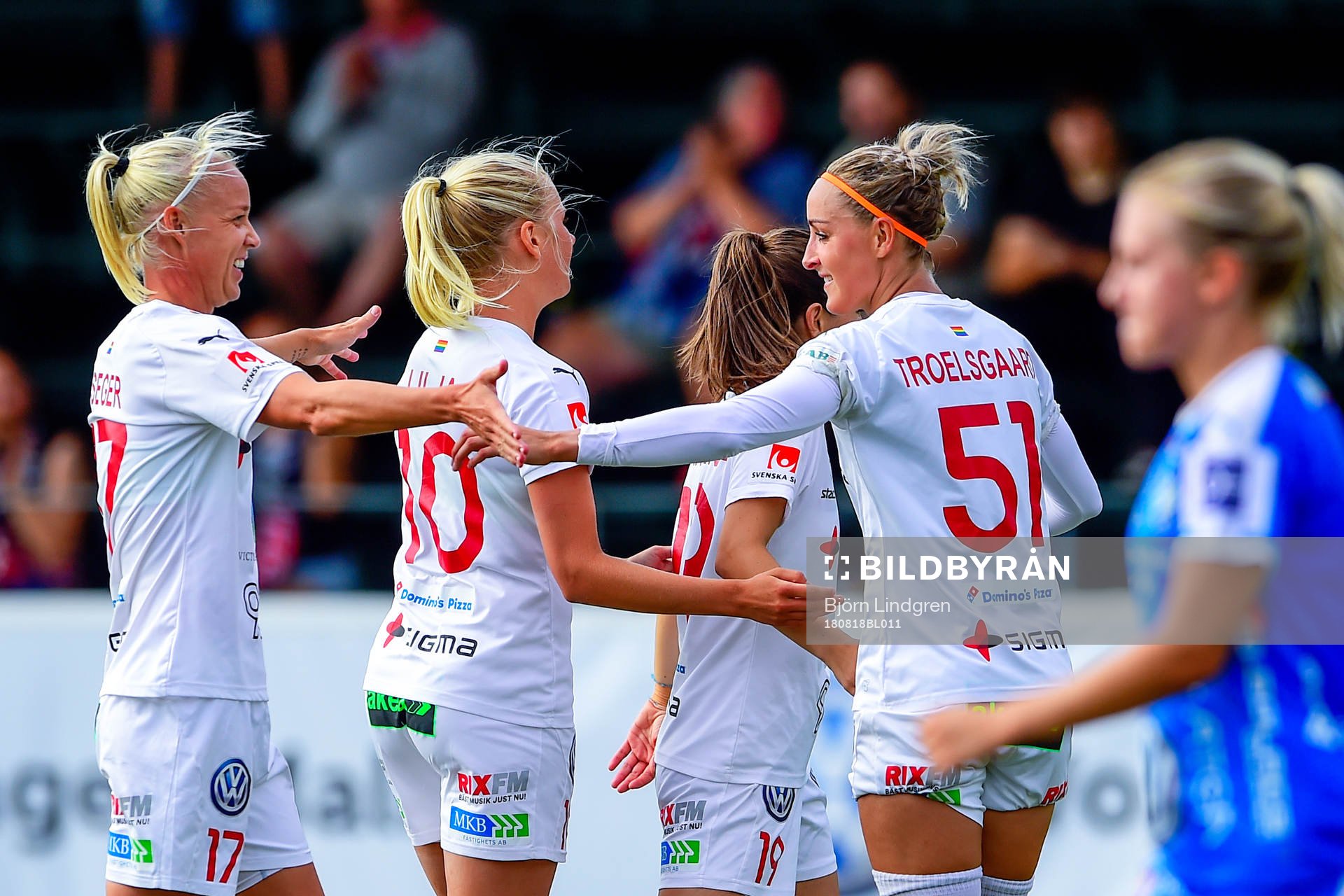 Rosengårds Sanne Troelsgaard Nielsen jublar med lagkamrater