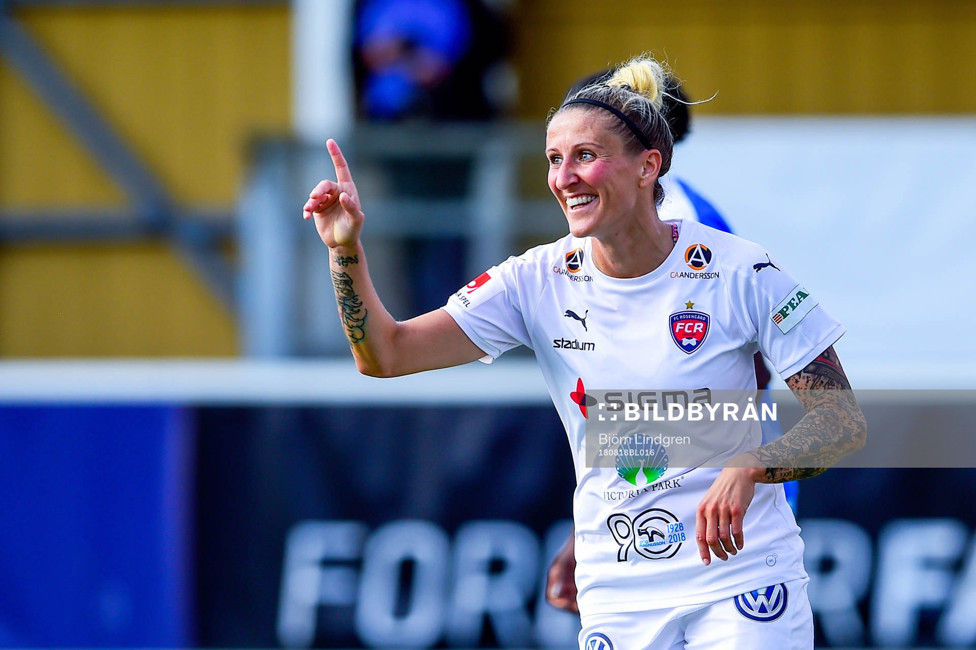 Rosengårds Anja Mittag jublar