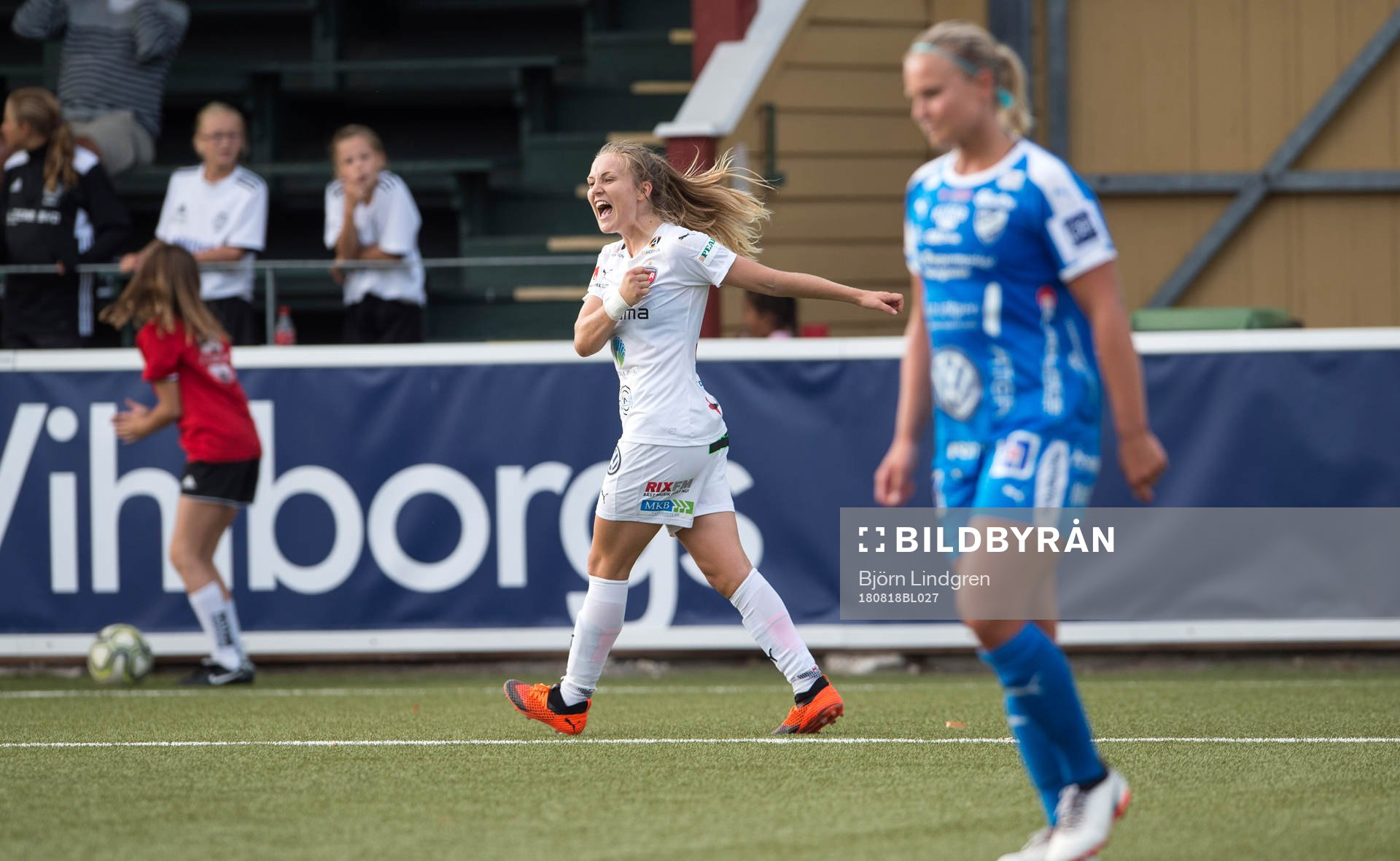 Rosengårds Fiona Brown jublar