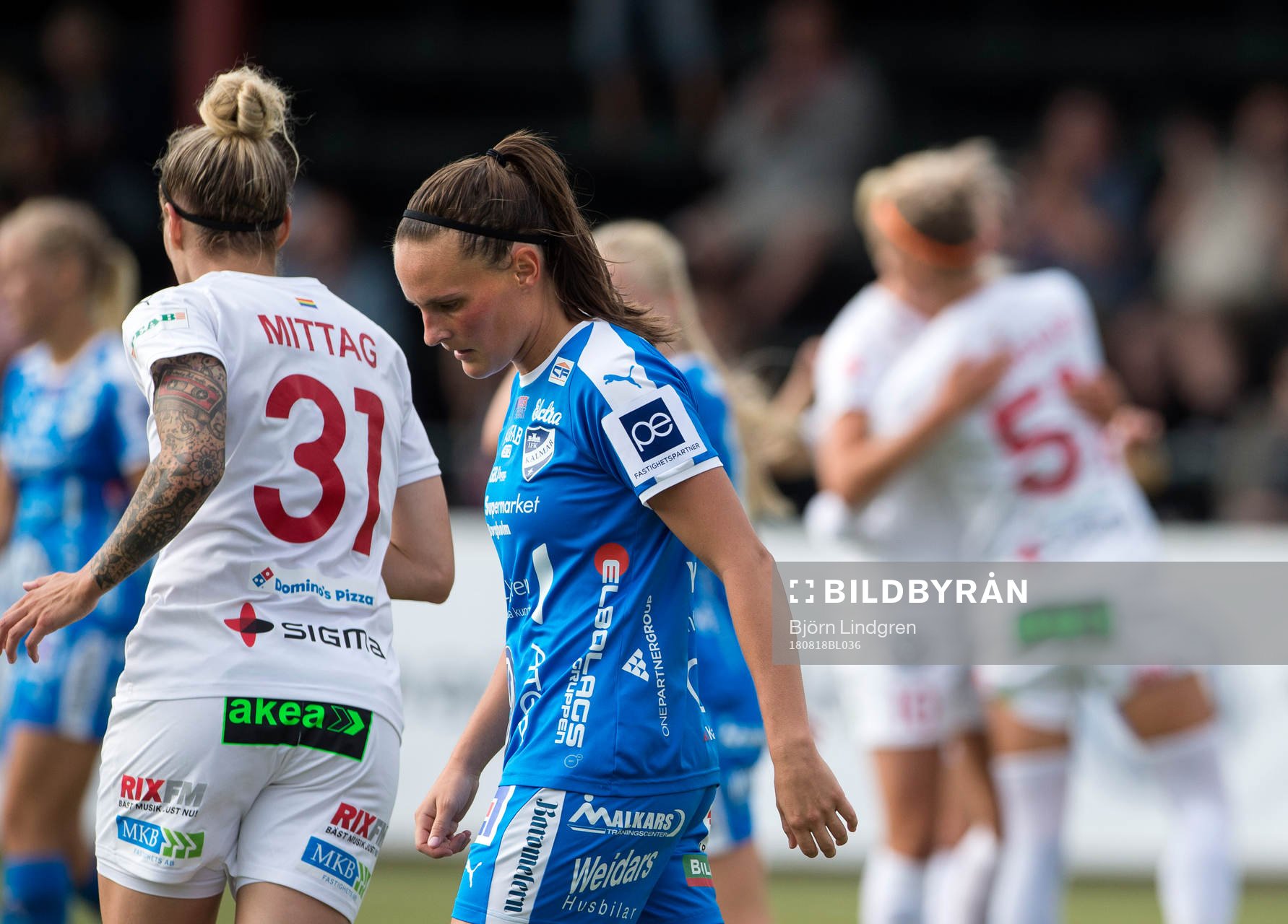 Kalmars Erin Gunther deppar medan Rosengårds spelare jublar