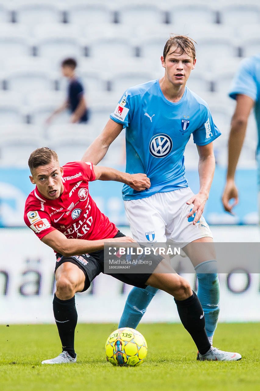 Trelleborgs Felix Hörberg och Malmö FFs Hugo Andersson