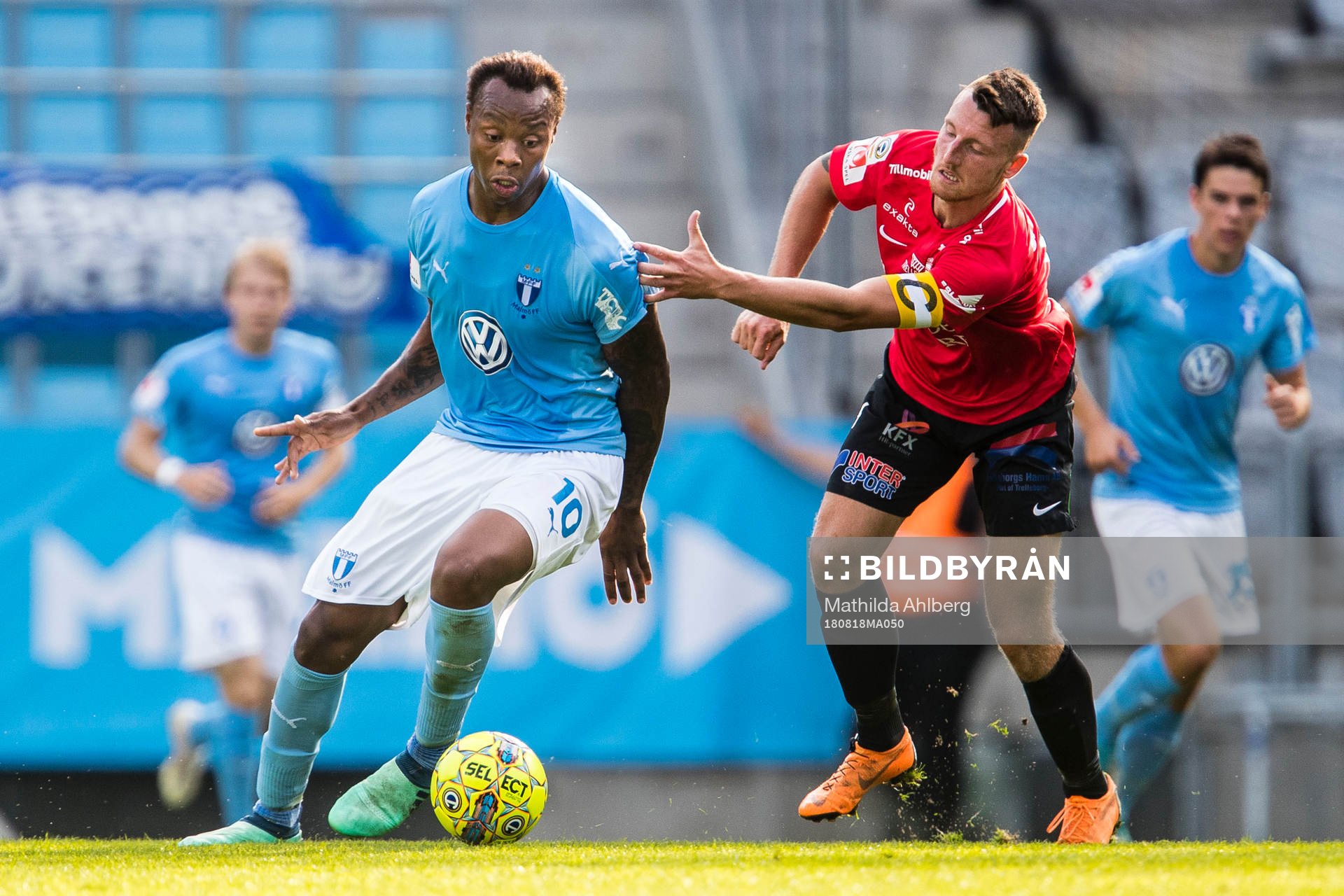 Malmö FFs Carlos Strandberg och Trelleborgs Alexander