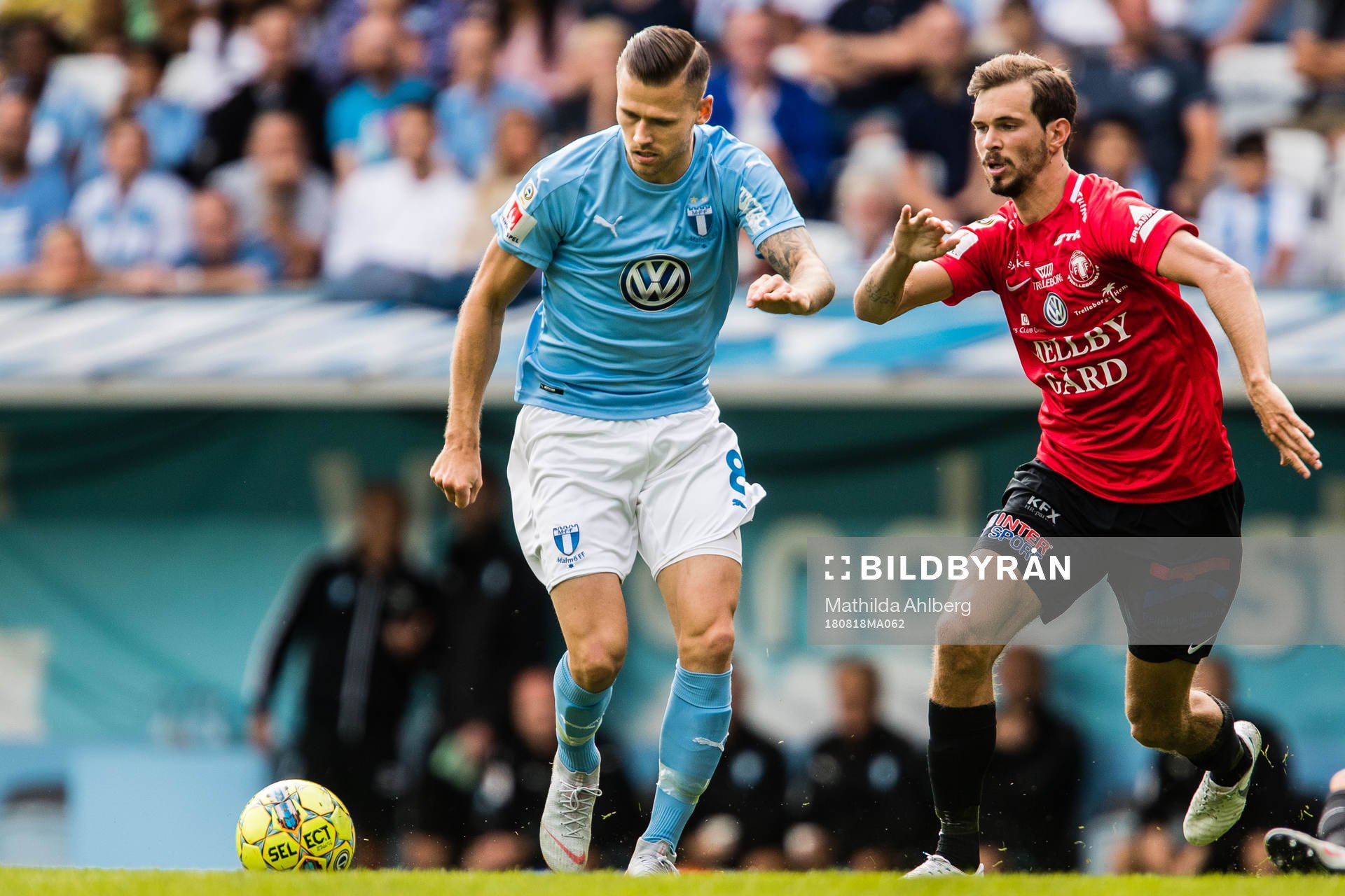 Malmö FFs Arnór Ingvi Traustason och Trelleborgs