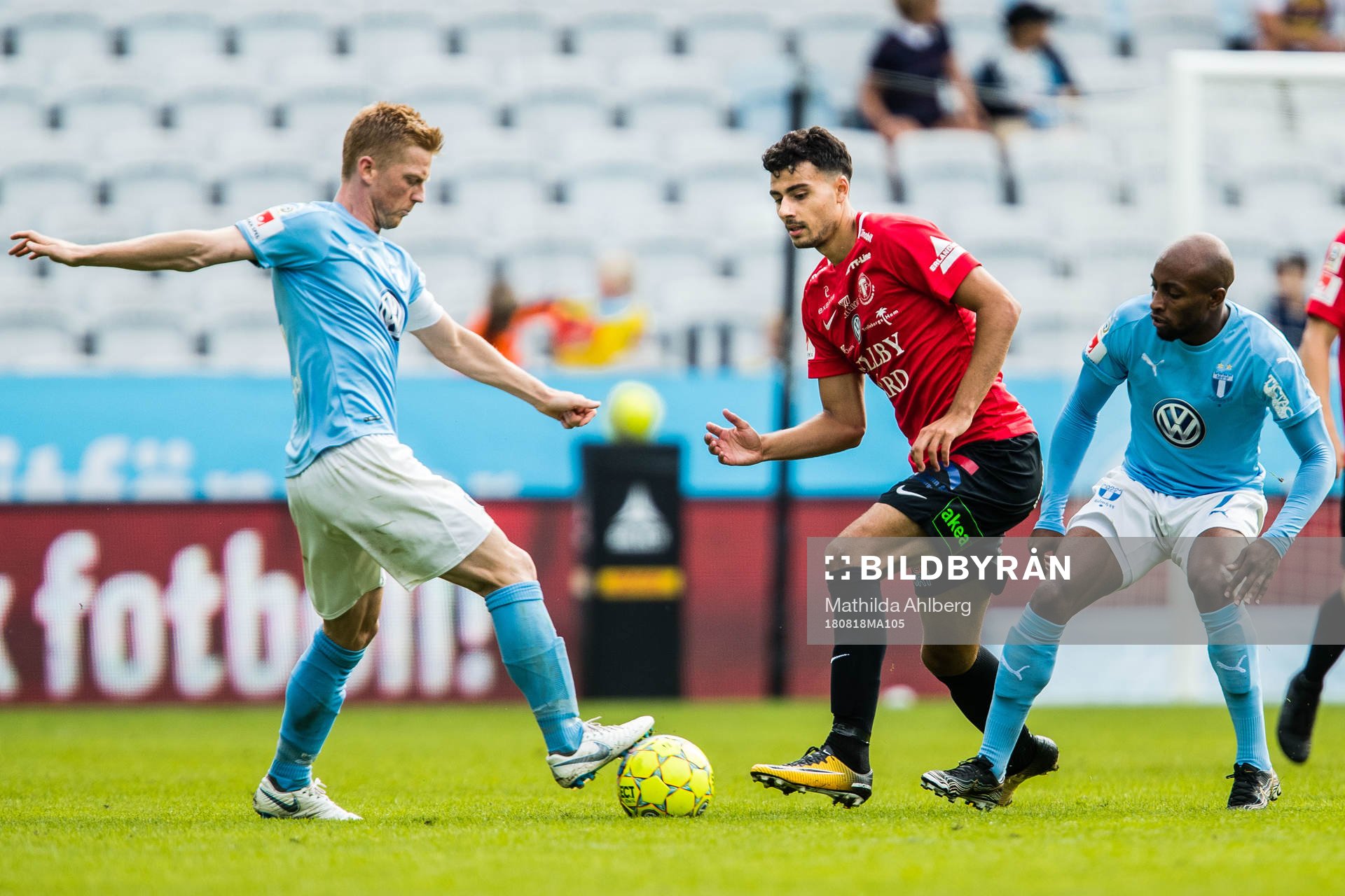 Malmö FFs Anders Christiansen och Trelleborgs Deniz Hümmet