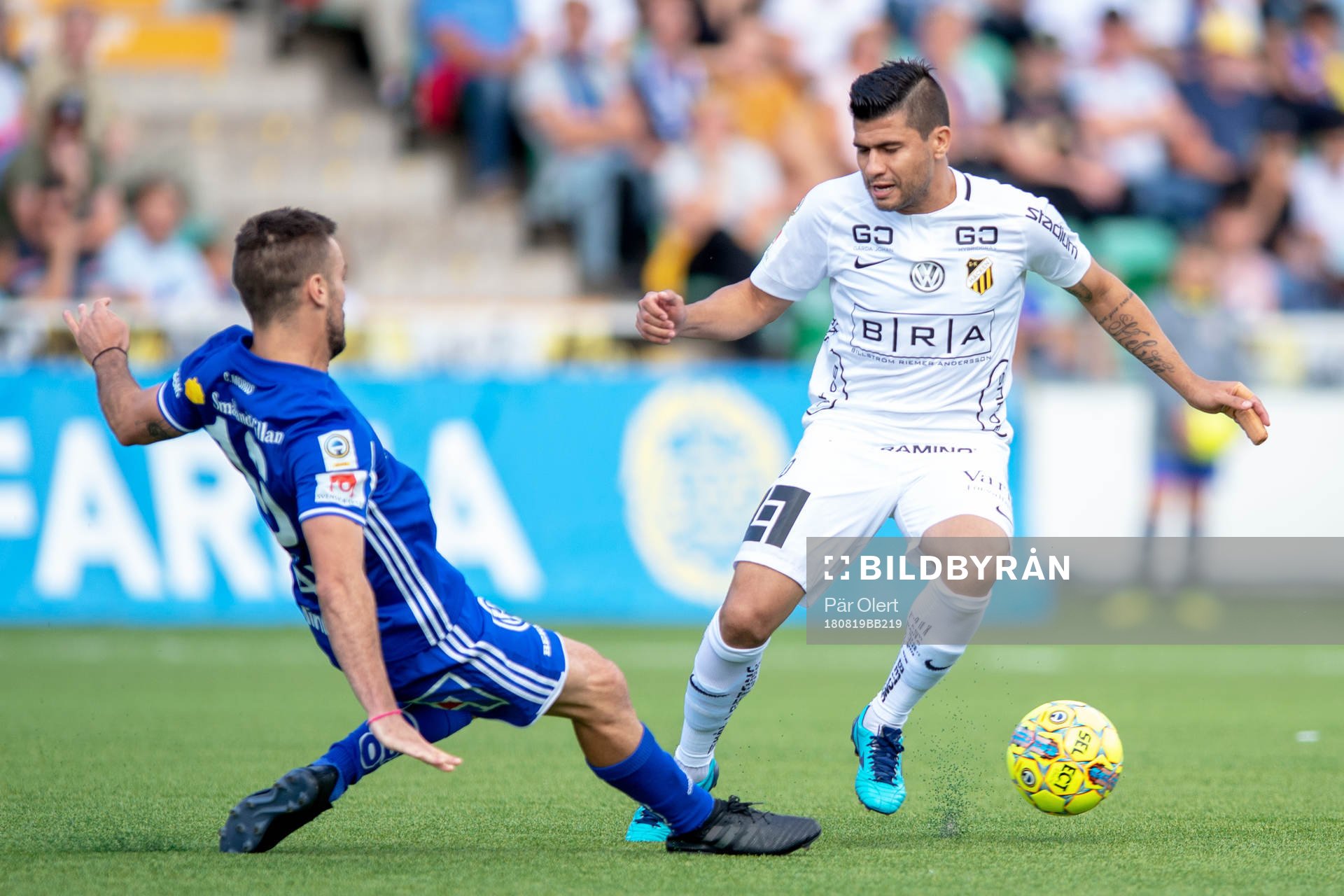 Sundsvalls Carlos Gracia och Häckens Paulinho