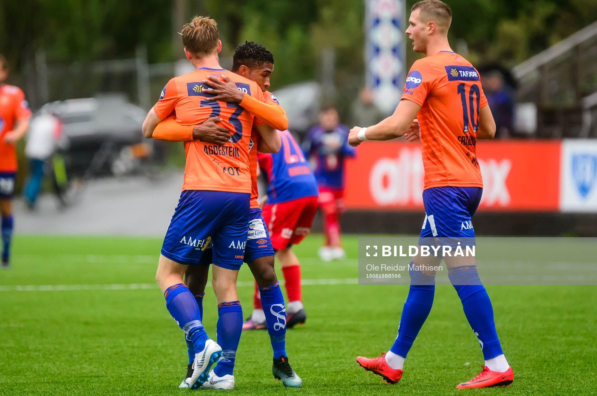 Aalesund celebrating 2-2 by Torbjørn Agdestein of Aalesund during the OBOS-ligaen match between Tromsdalen and Aalesund on August 19, 2018 in Tromsø.