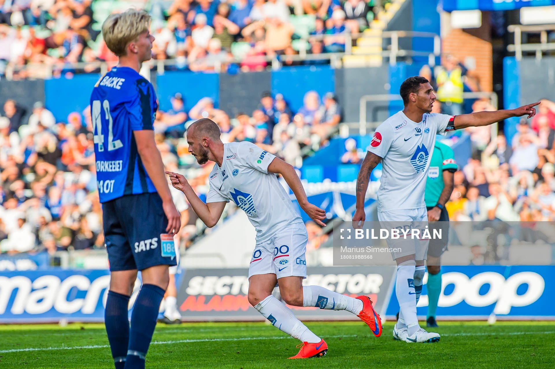 Eirik Hestad of Molde celebrates the 3-1 goal