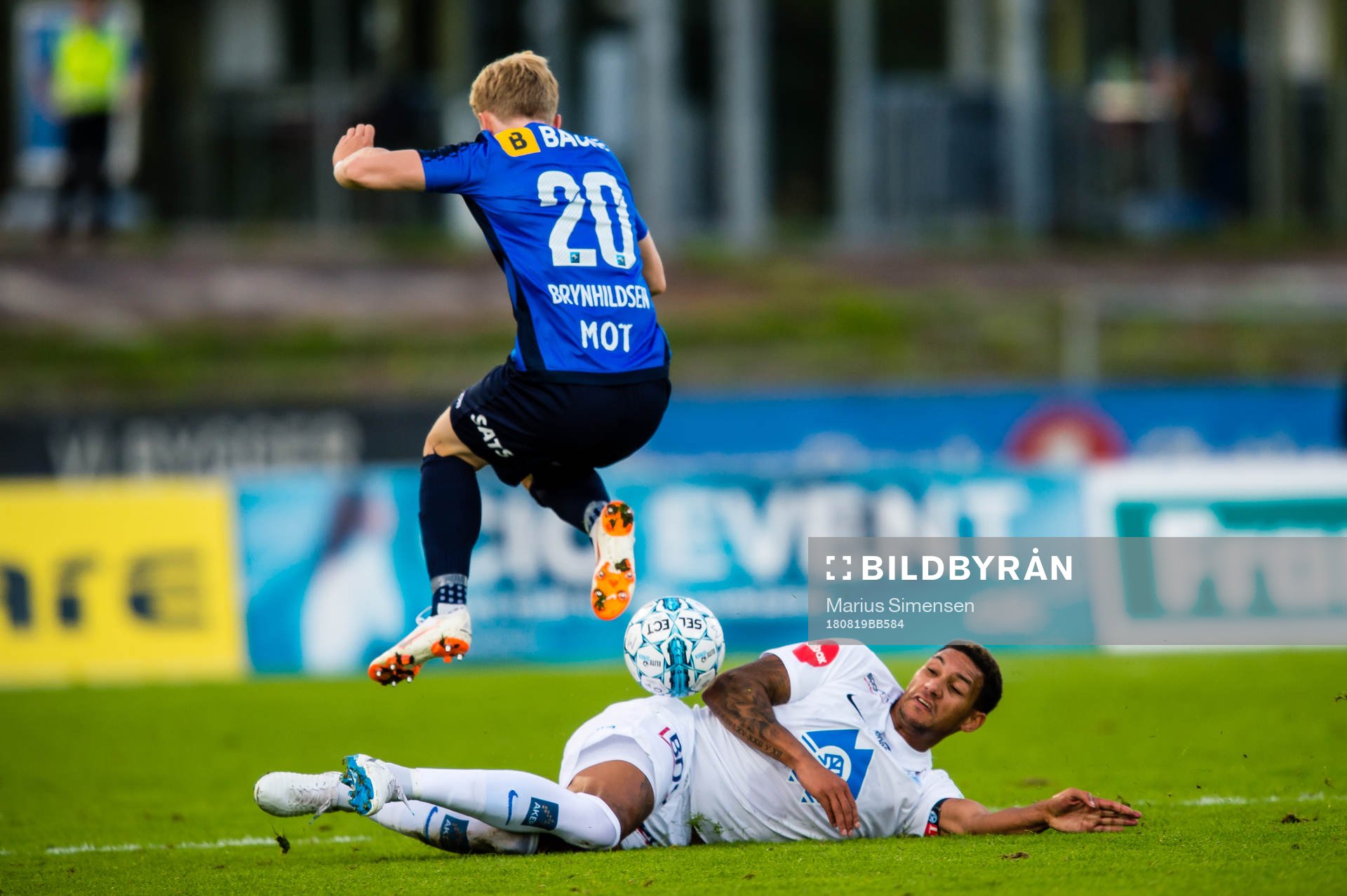 Ola Brynhildsen of Stabæk and Lunan Ruben Gabrielsen of