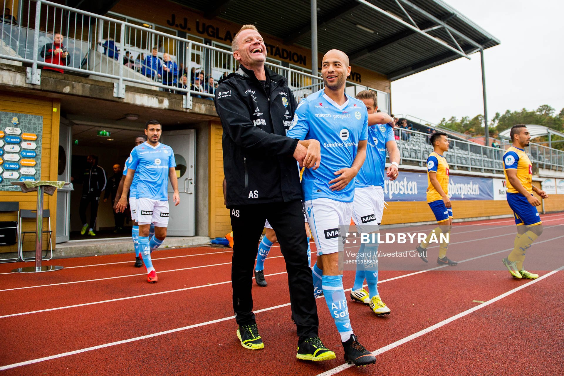 Arne Sandstø, head coach of Jerv, and Kristian Brix of