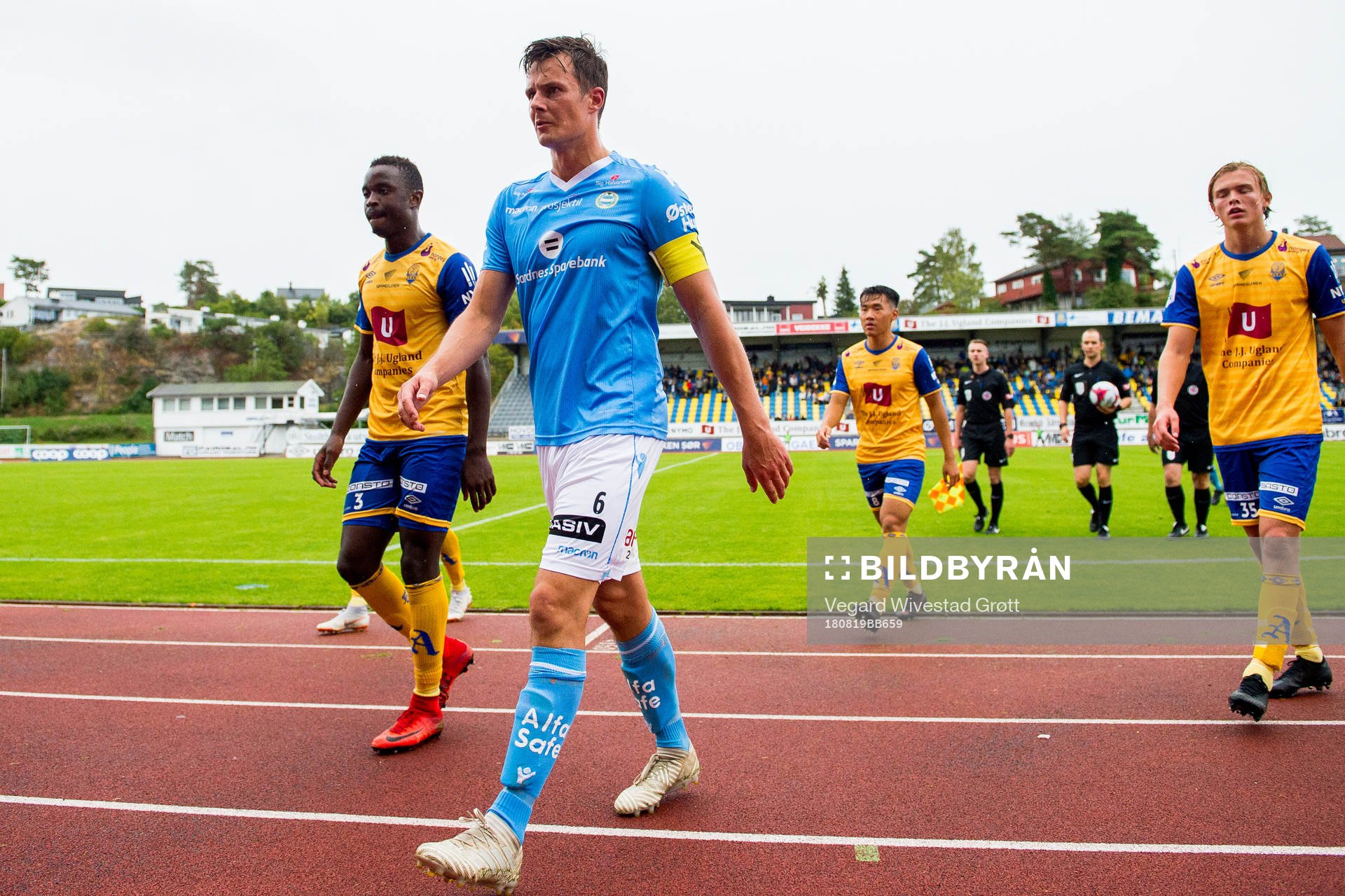 Niels Vorthoren of Sandnes Ulf at half-time