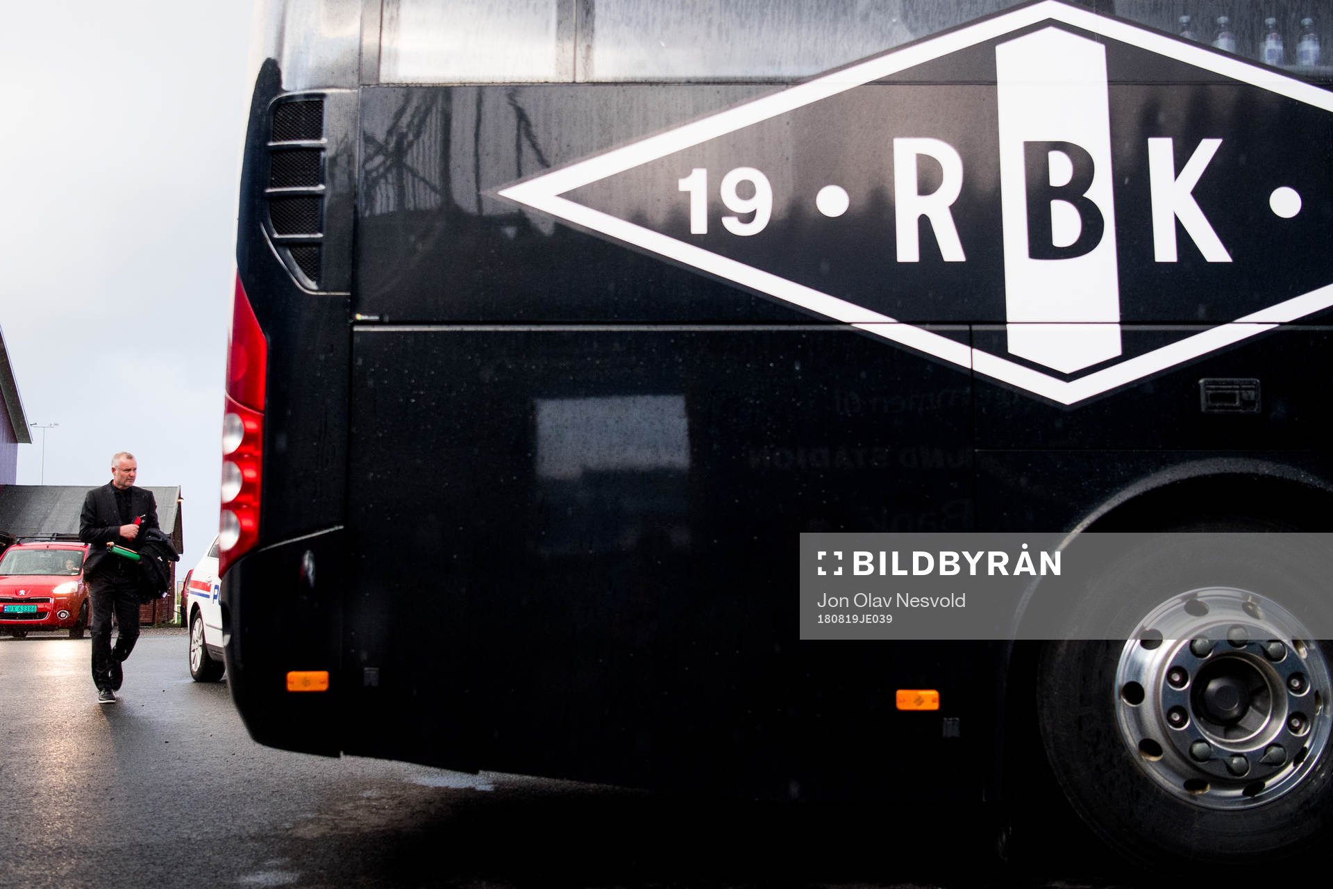 Rini Coolen, head coach of Rosenborg, leaves the arena