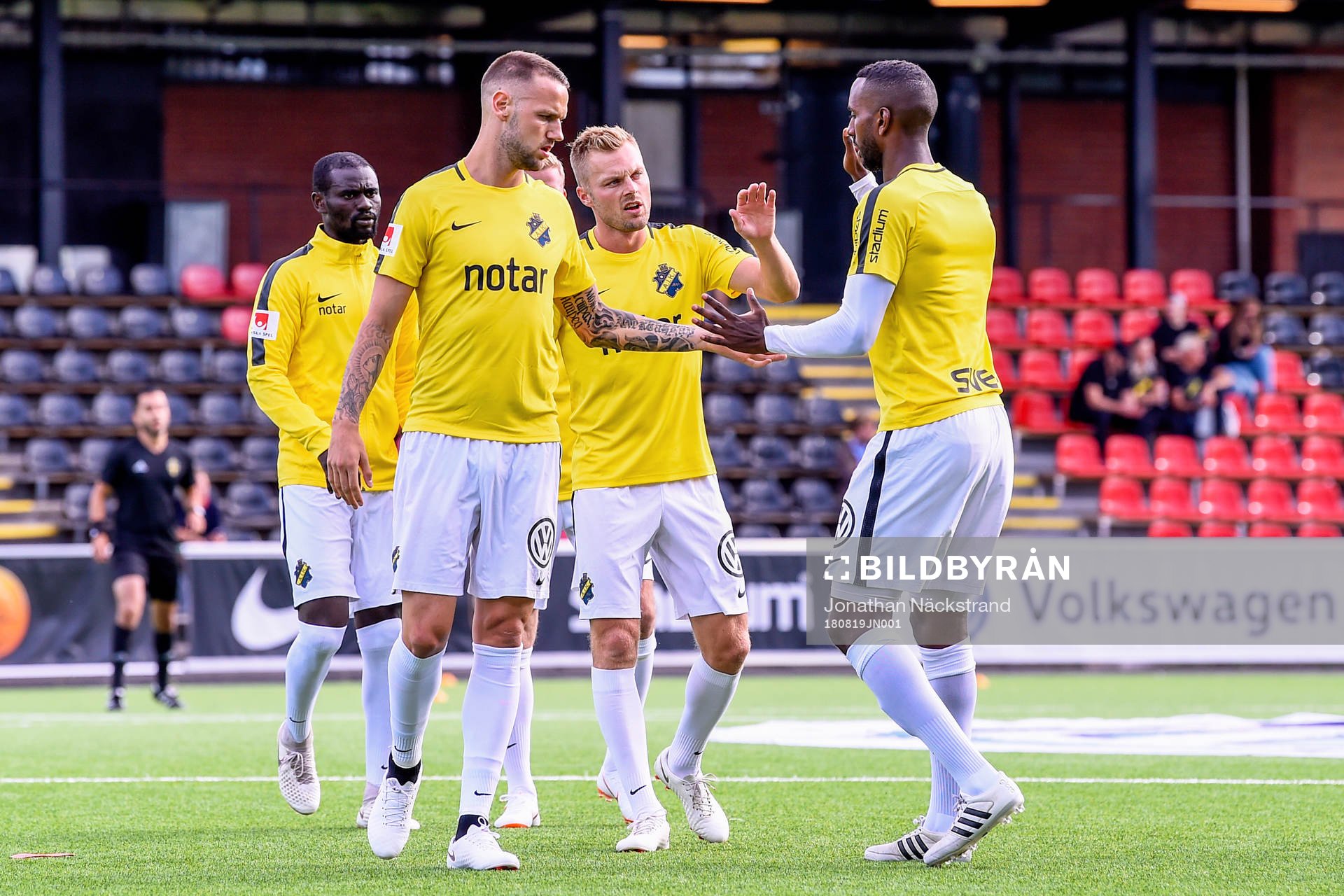 s Sebastian Larsson