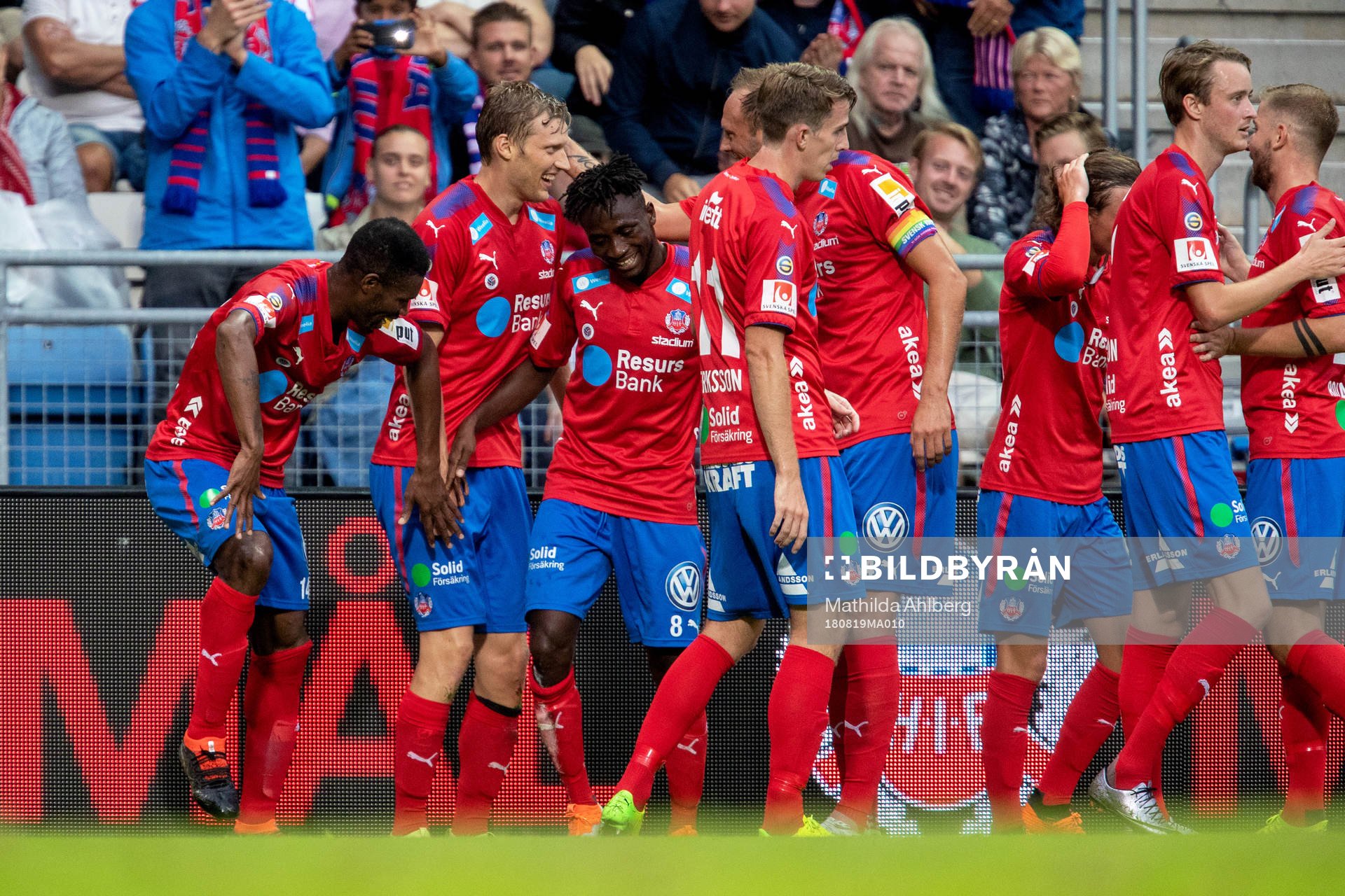 Helsingborgs Andri Runar Bjarnason jublar med lagkamrater