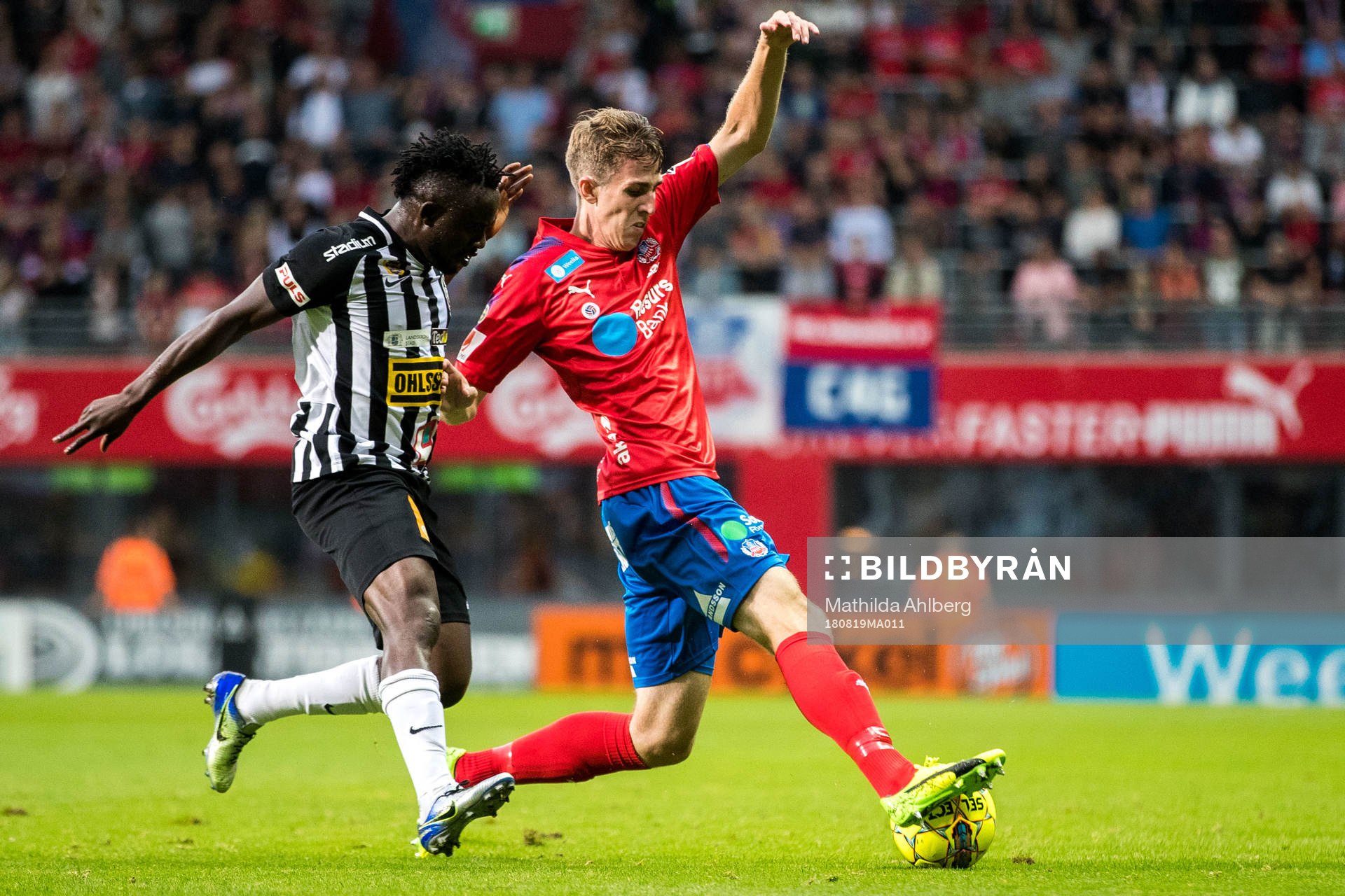Landskronas Edafe Egbedi och Helsingborgs Adam Eriksson