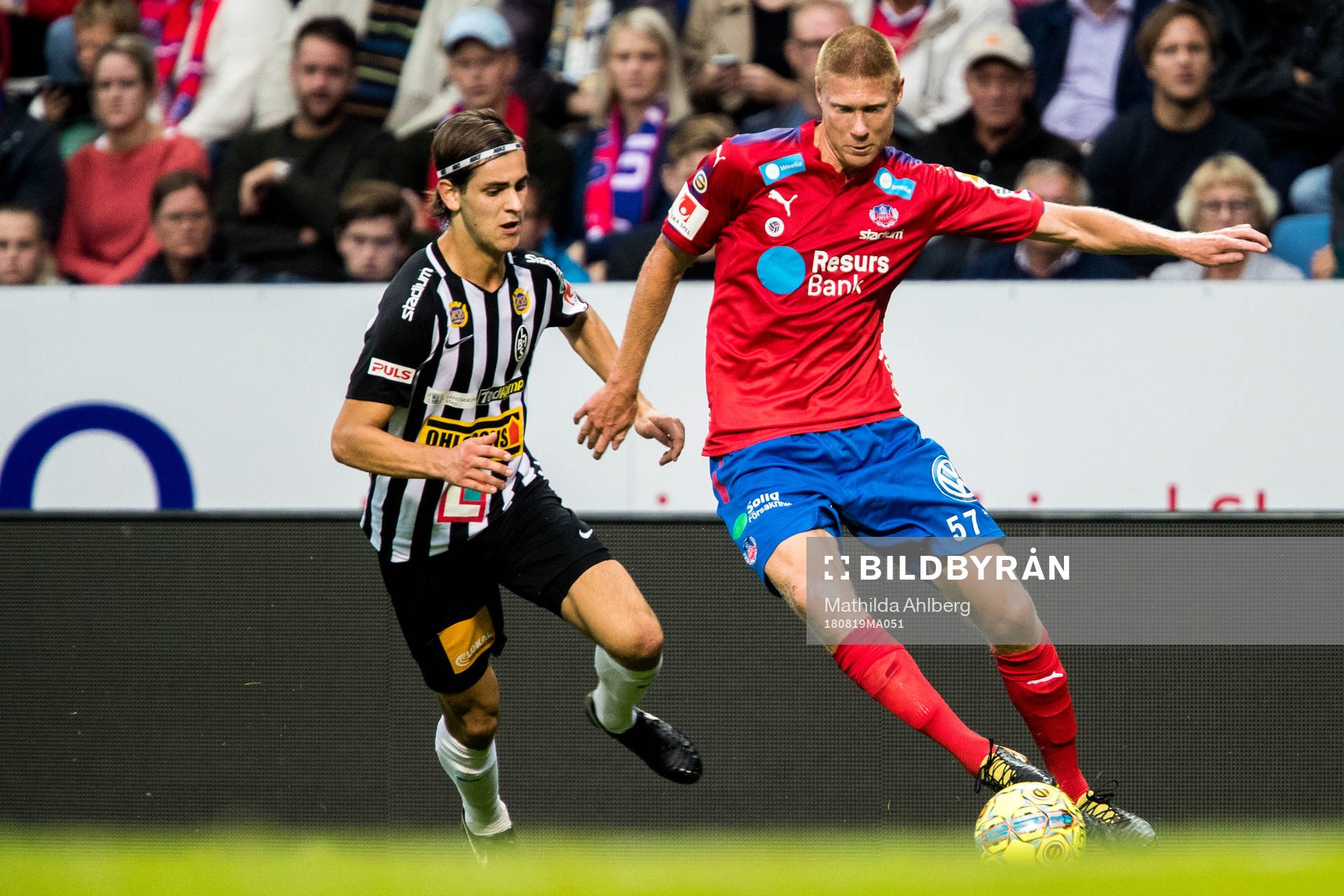 Landskronas Adi Nalic och Helsingborgs Markus Holgersson