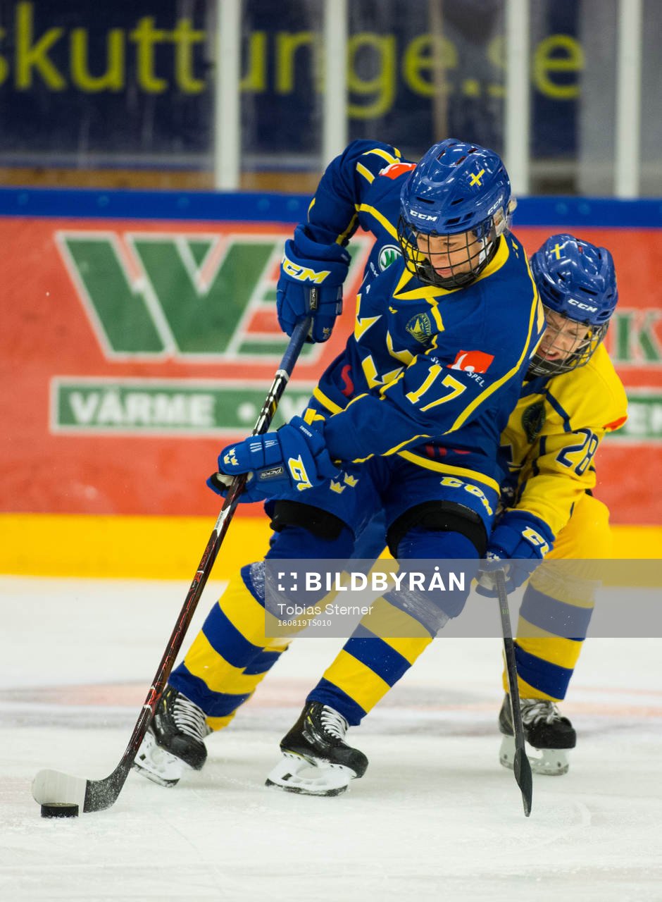 Ebba Berglund (blå)