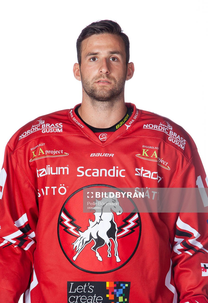 Vita Hästens Amil Krupic