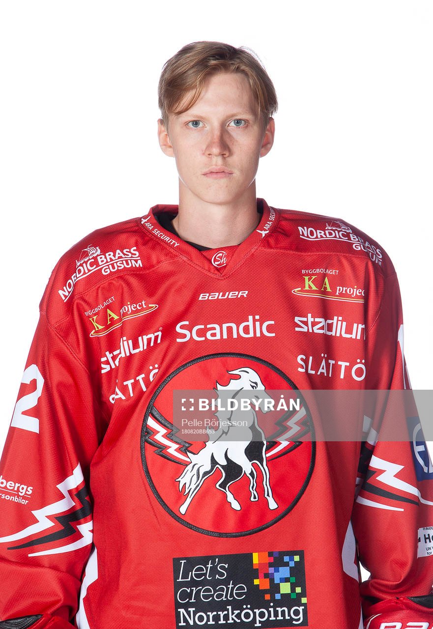 Vita Hästens Simon Krekula