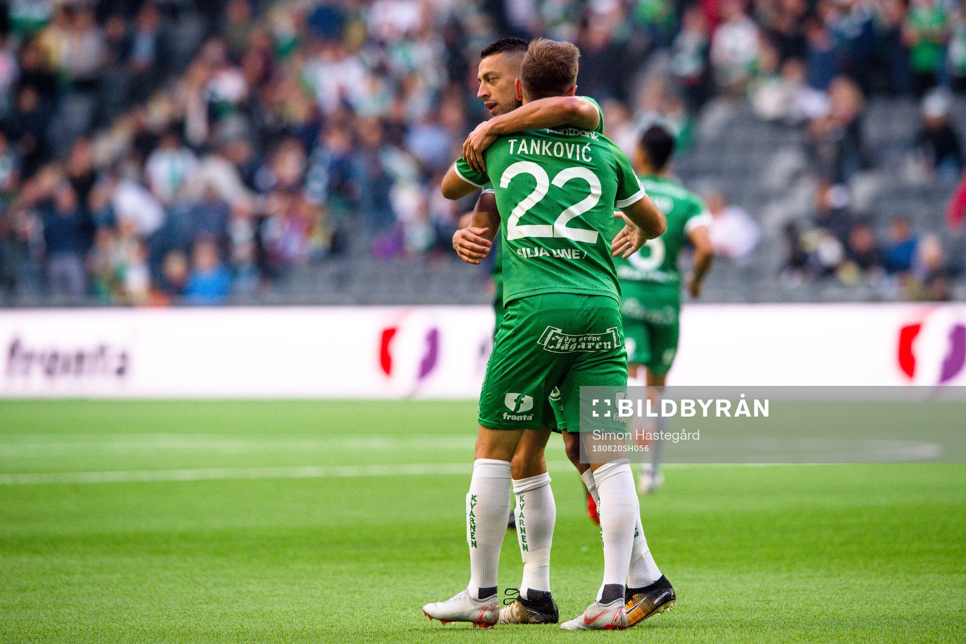Hammarbys Nikola Djurdjic och Muamer Tankovic jublar
