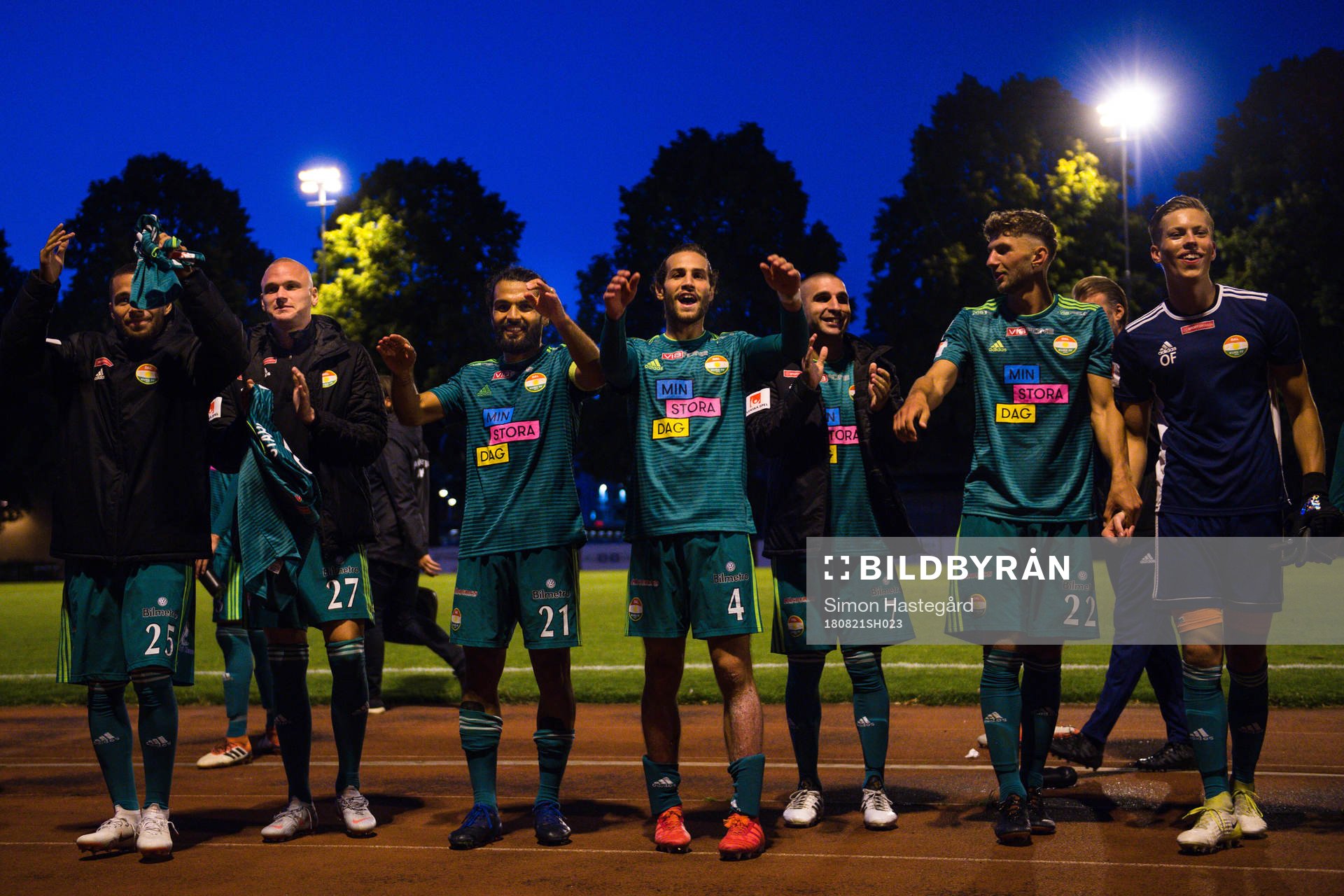 Dalkurds spelare jublar