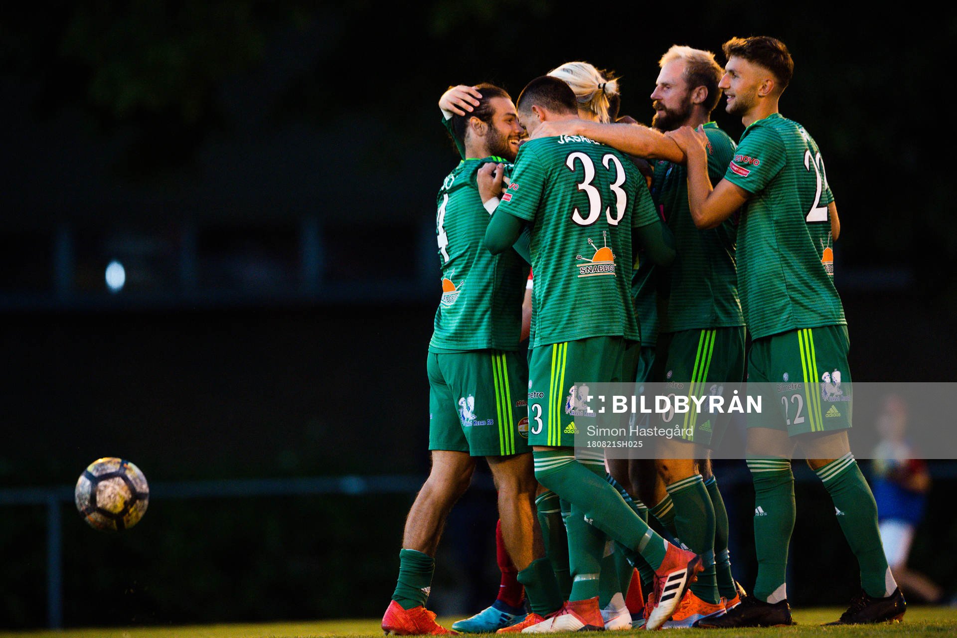 Dalkurds spelare jublar