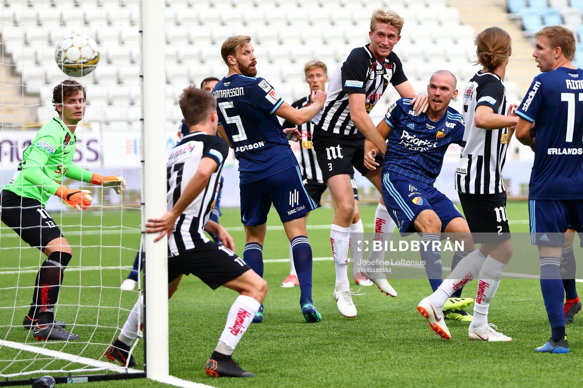 under fotbollsmatchen i Svenska Cupen mellan Sylvia och