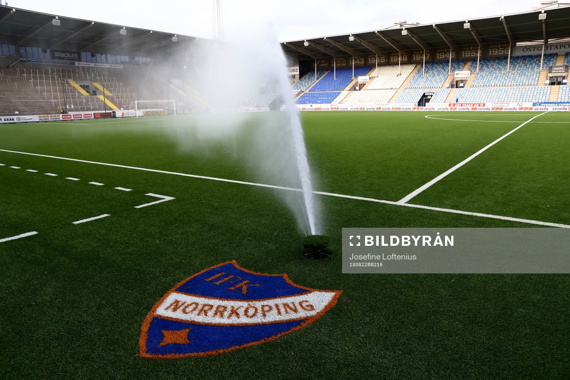 Vattenspridare på Östgötaporten vid IFK Norrköpings
