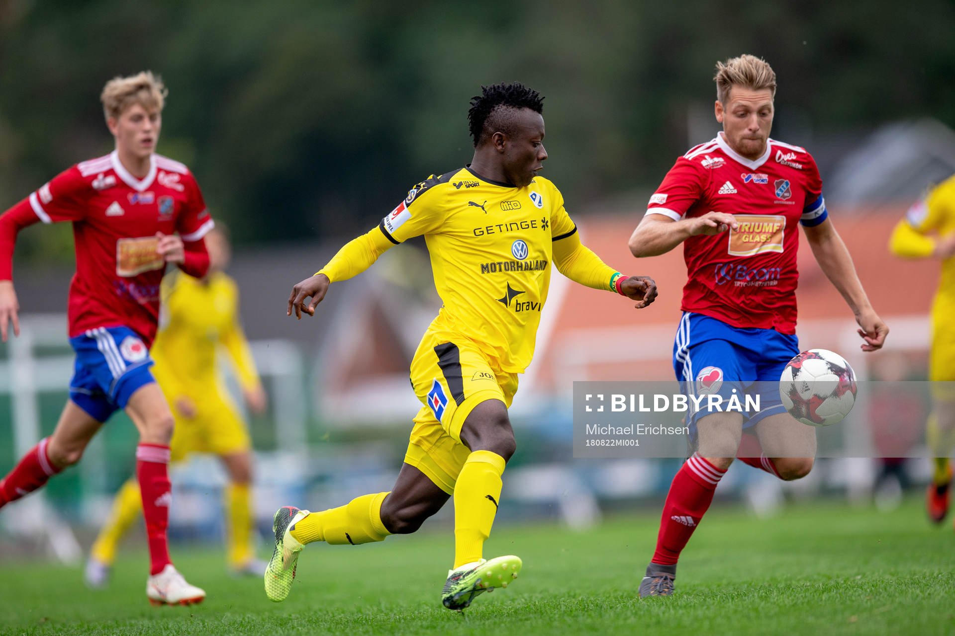Halmstads Thomas Boakye och Sävedalens Rasmus Tengfjord