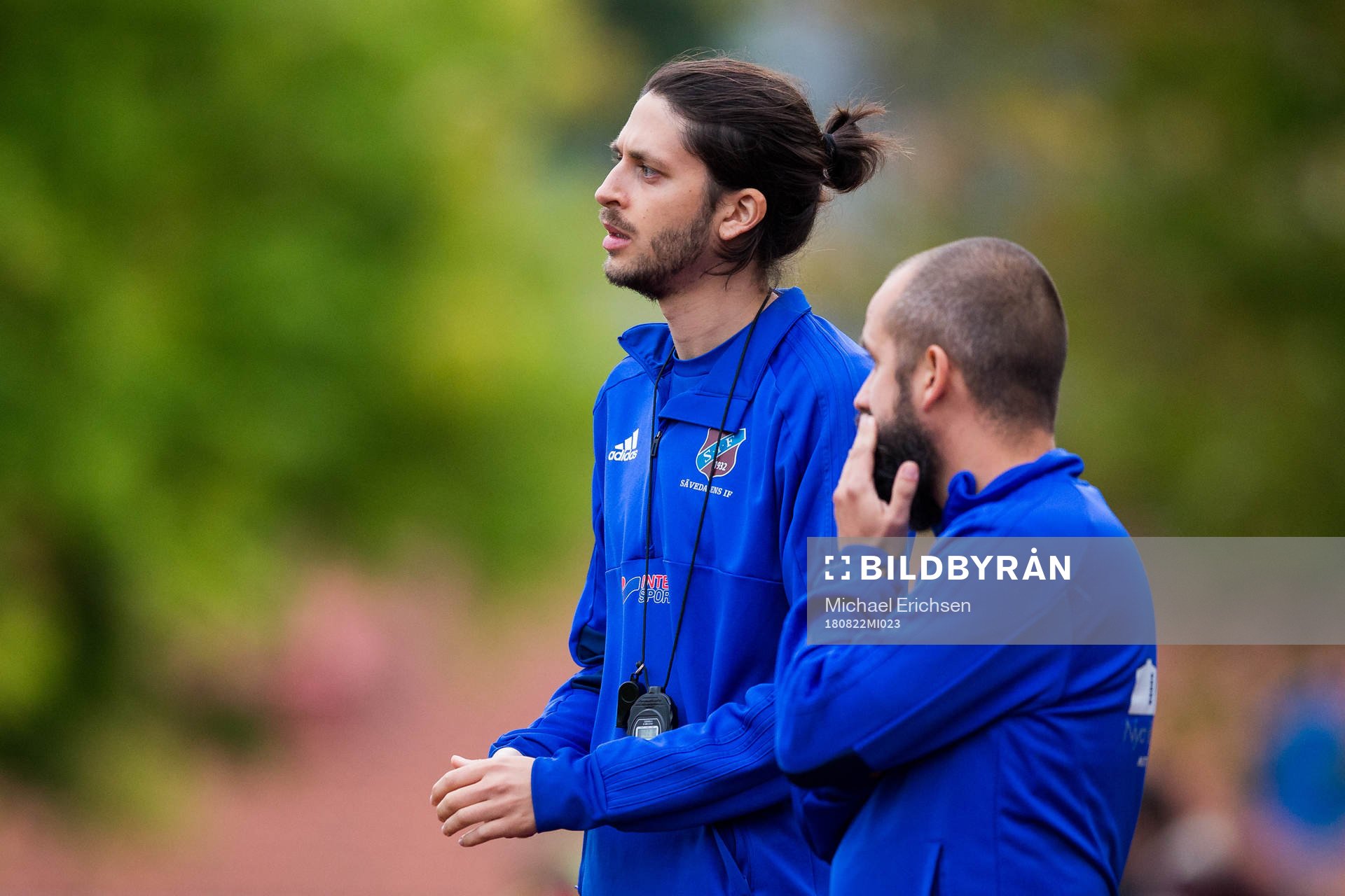 Sävedalens tränare Sebastian Chitsaz under fotbollsmatchen i Svenska cupen mellan ISävedalen och Halmstad den 22 augusti 2018 i Göteborg.