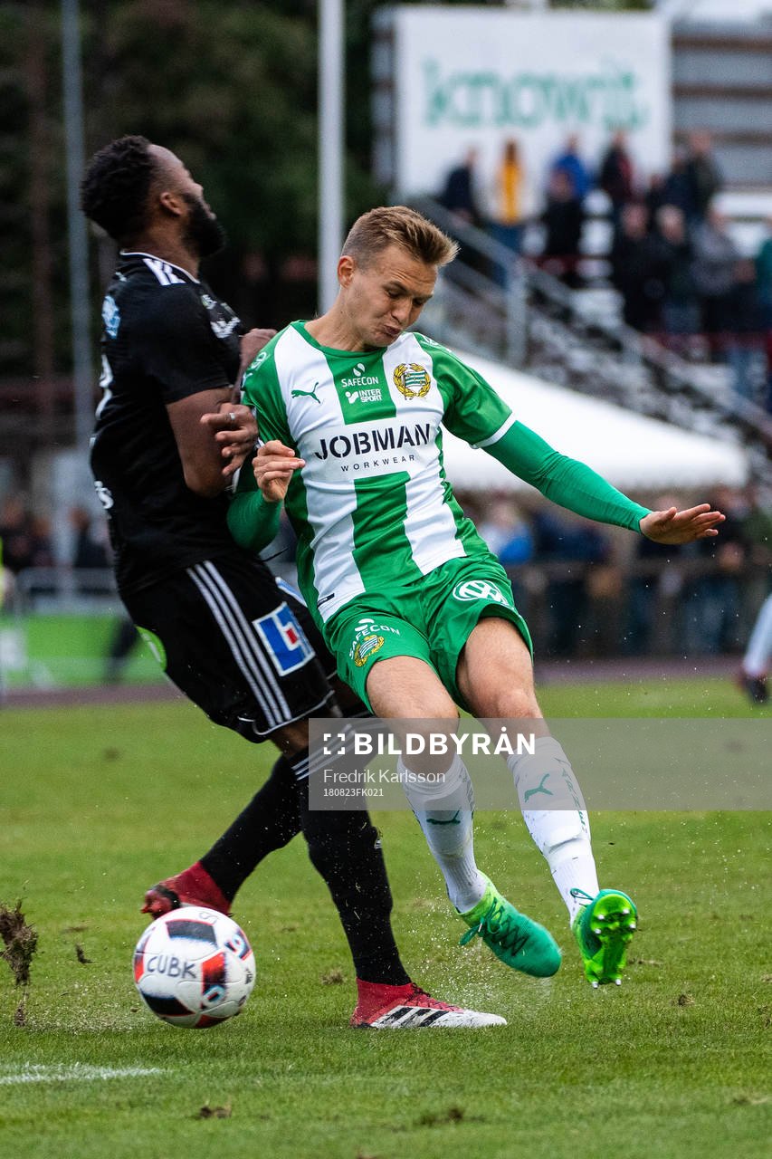 Carlstads Uchenna Ike och Hammarbys Oscar Krusnell